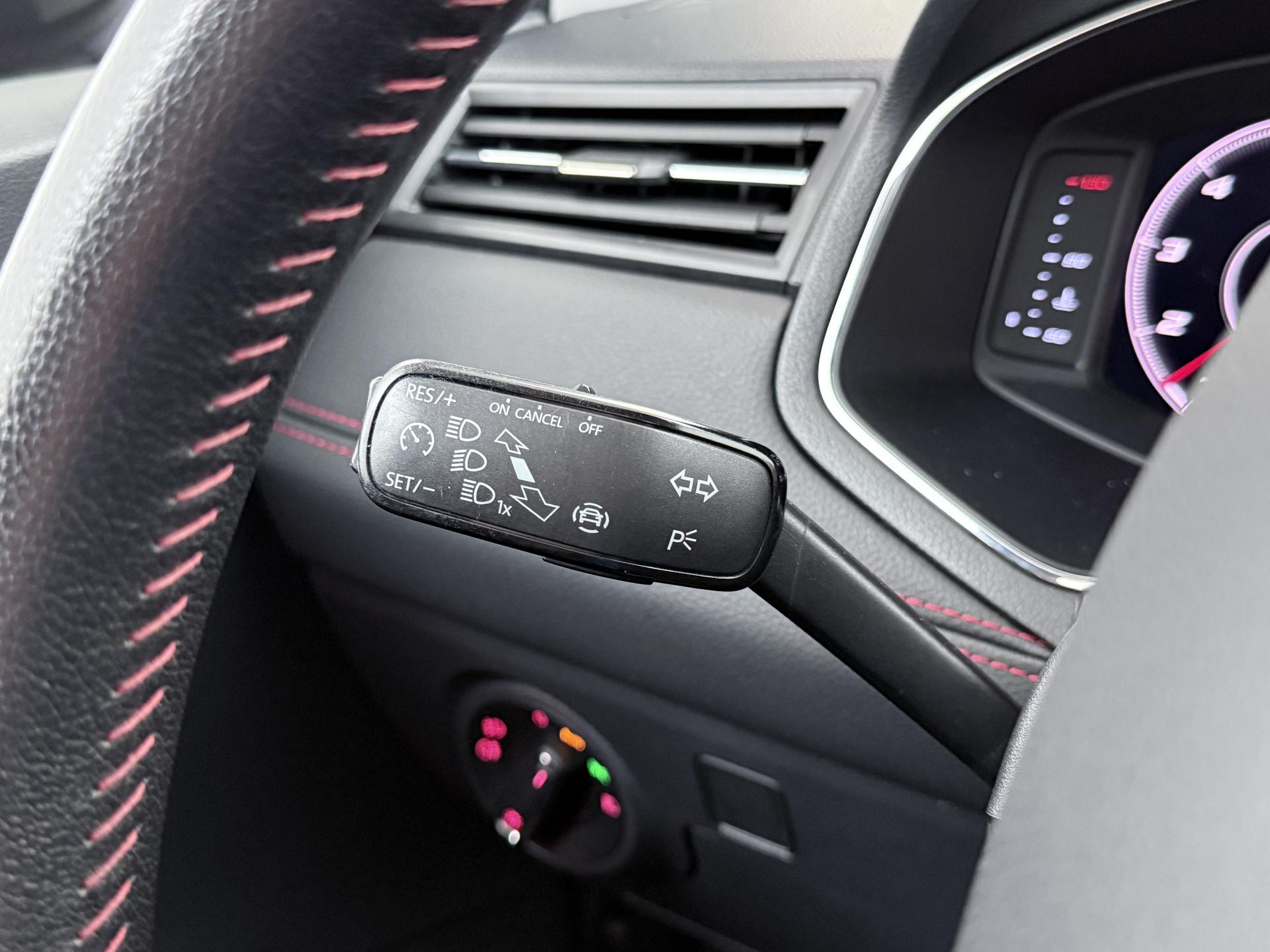 SEAT Ibiza 1.0 TSI FR Business Intense 26