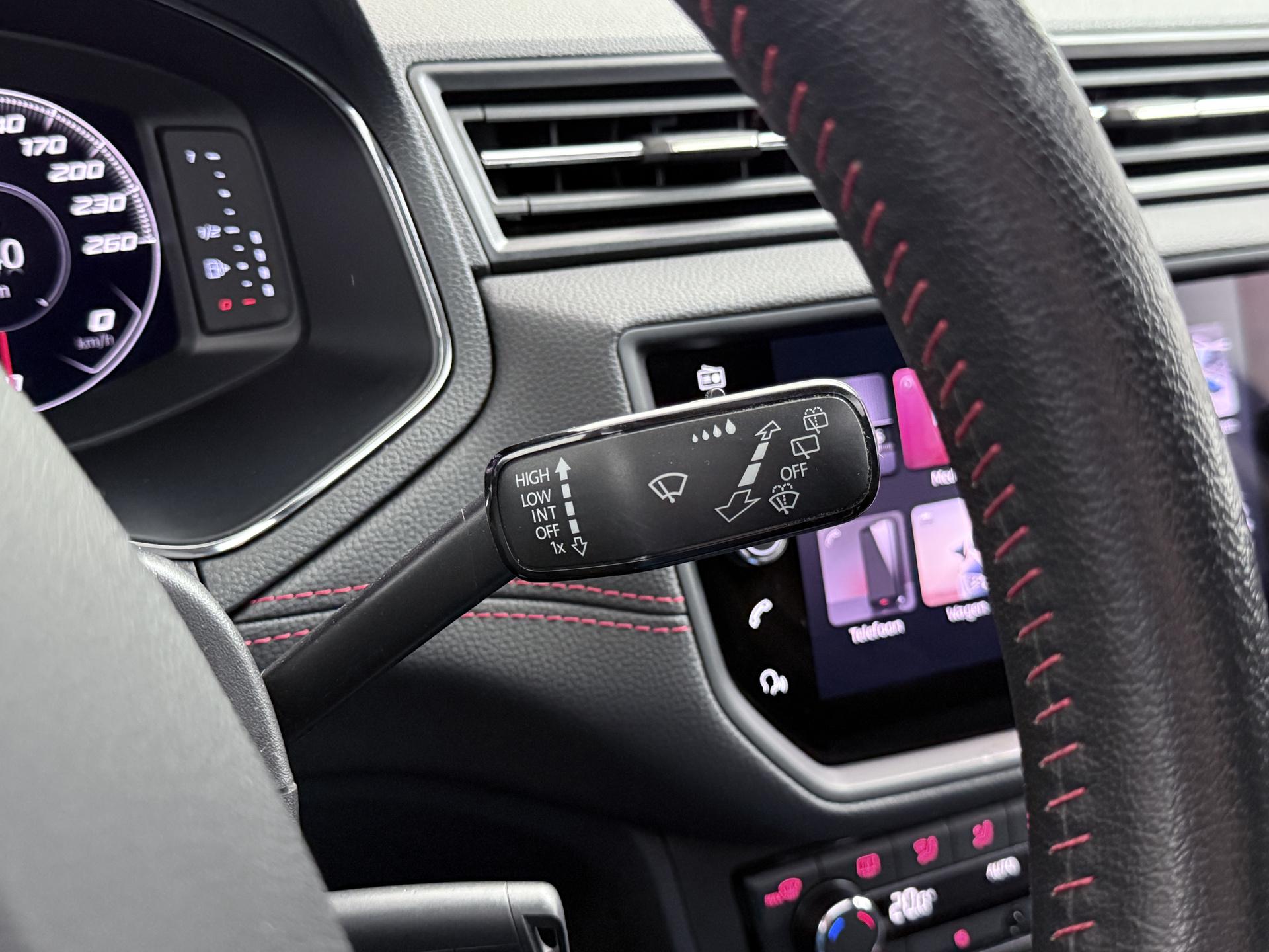 SEAT Ibiza 1.0 TSI FR Business Intense 28