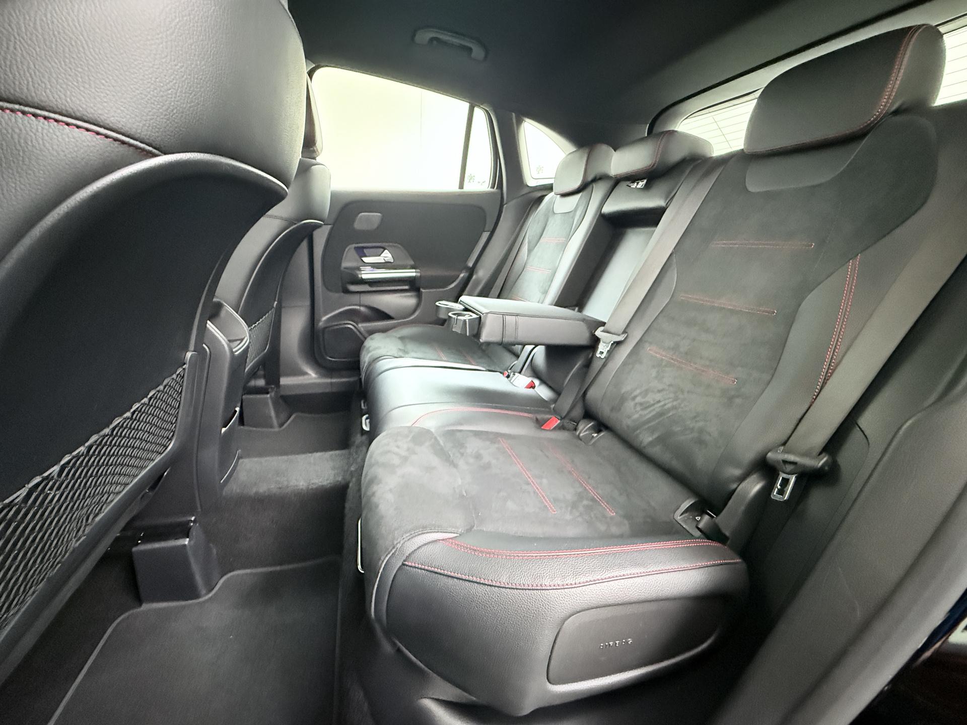 Mercedes-Benz GLA 250 e AMG Line 22