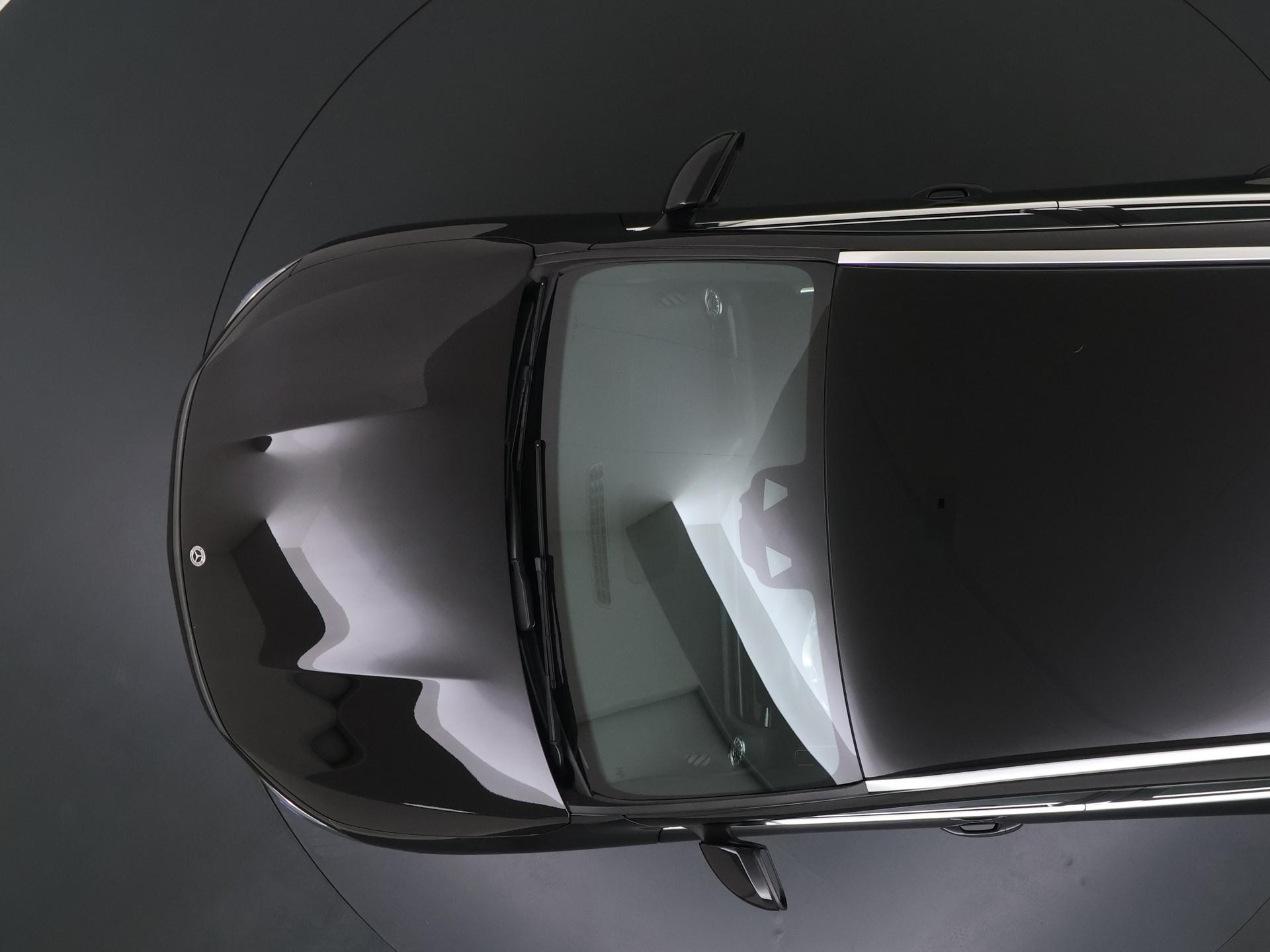 Mercedes-Benz GLA 250 e AMG Line 8