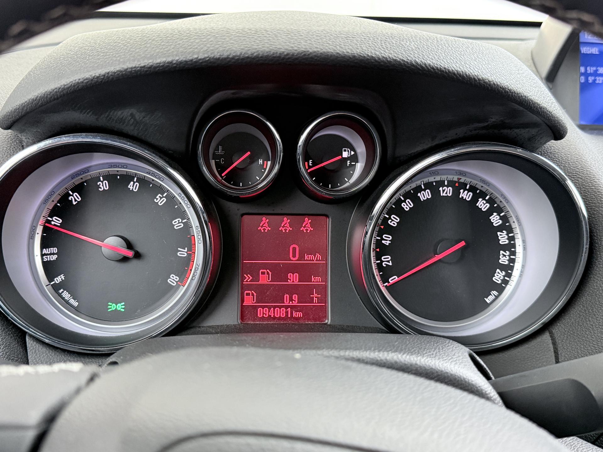 Opel Mokka 1.6 Cosmo 11