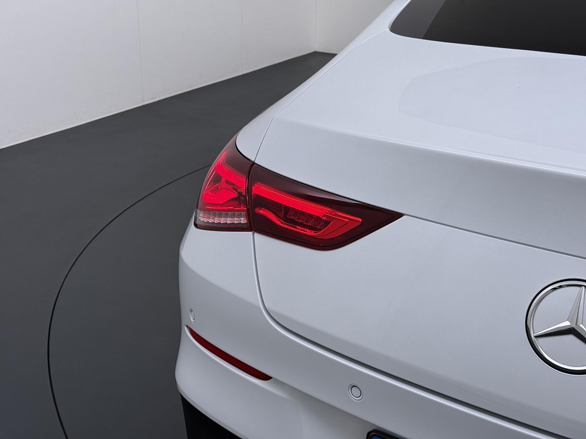 Mercedes-Benz CLA-Klasse 250 4MATIC Luxury 14