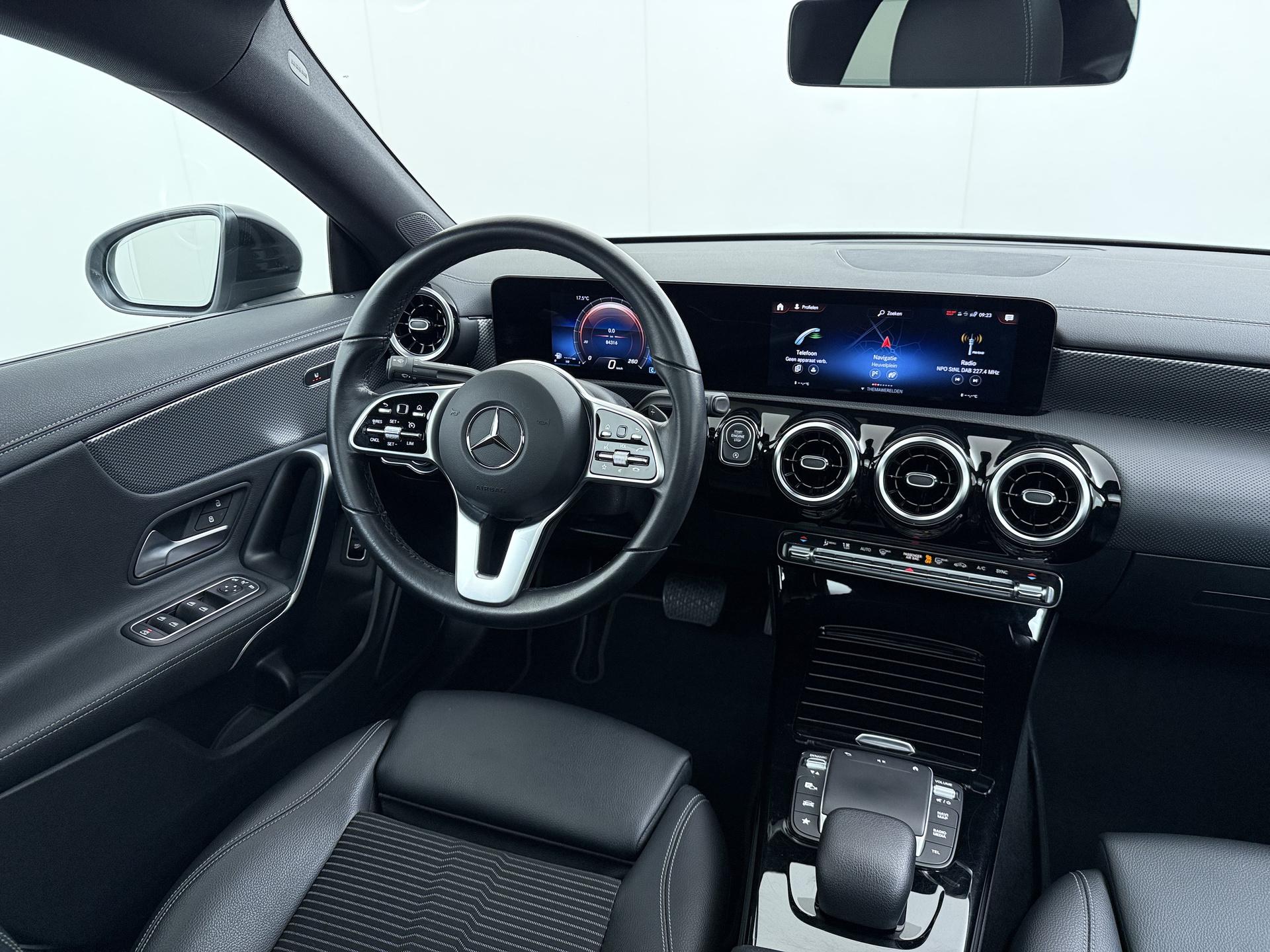Mercedes-Benz CLA-Klasse 250 4MATIC Luxury 26