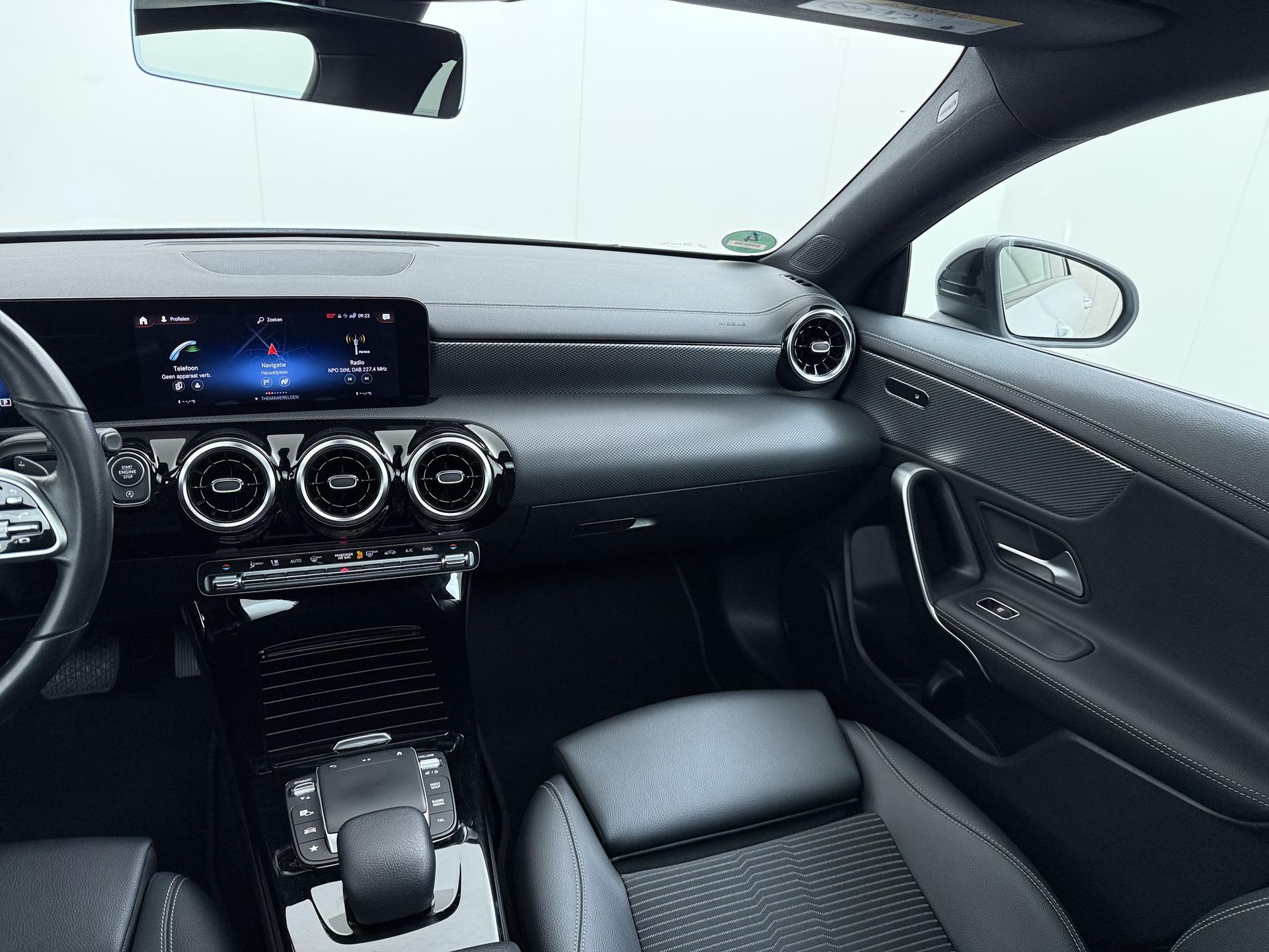 Mercedes-Benz CLA-Klasse 250 4MATIC Luxury 27