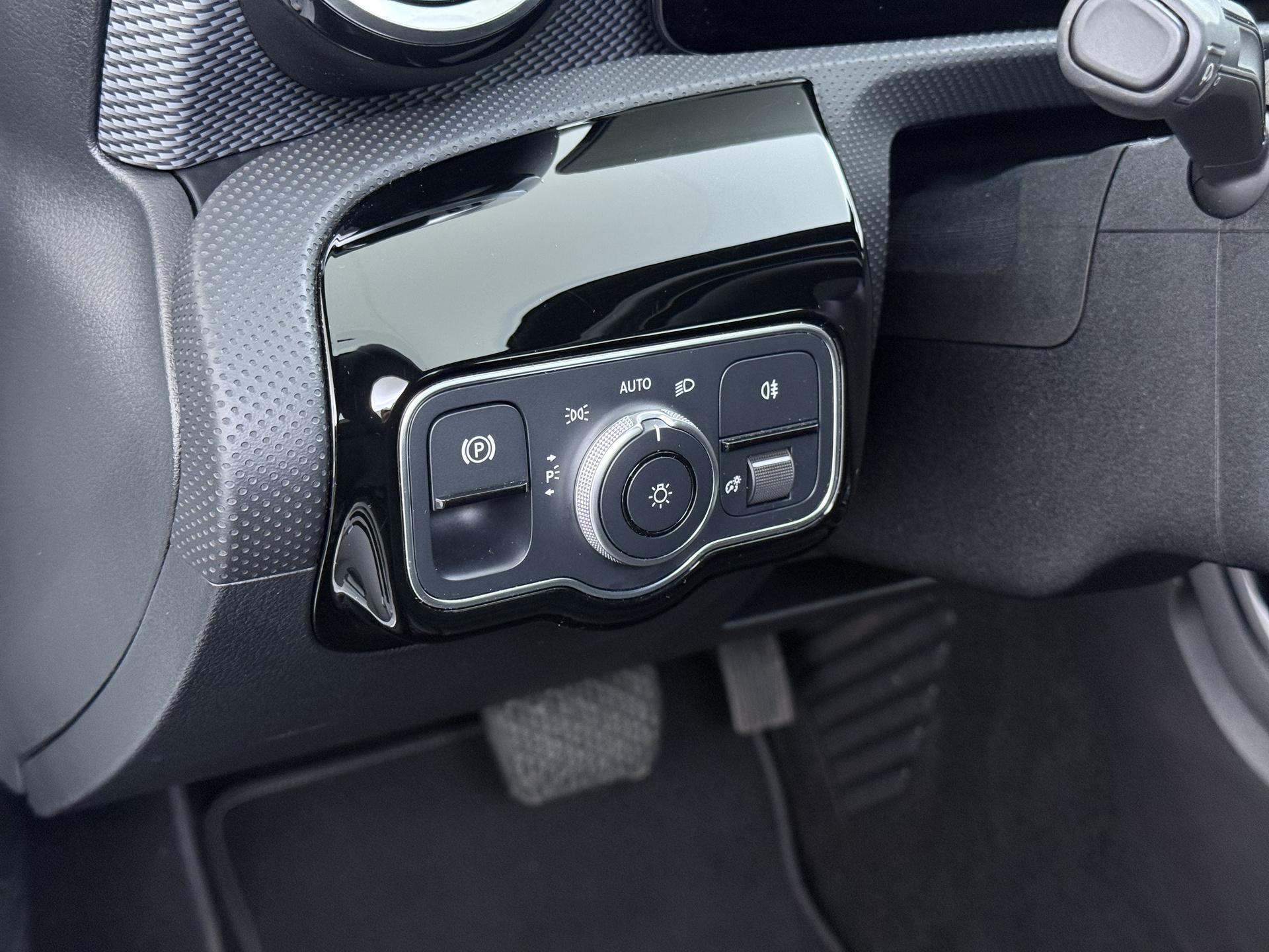 Mercedes-Benz CLA-Klasse 250 4MATIC Luxury 28