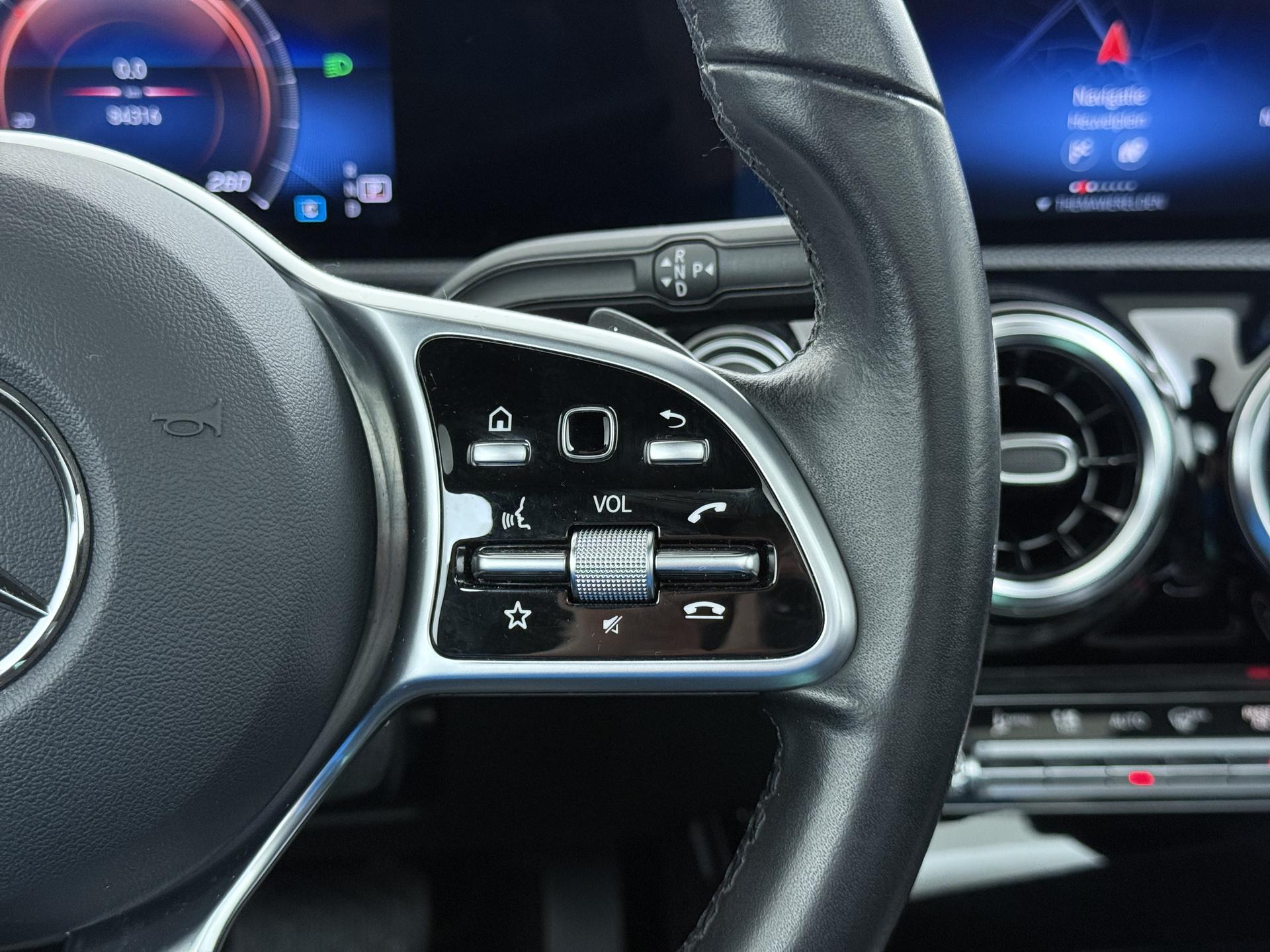 Mercedes-Benz CLA-Klasse 250 4MATIC Luxury 32