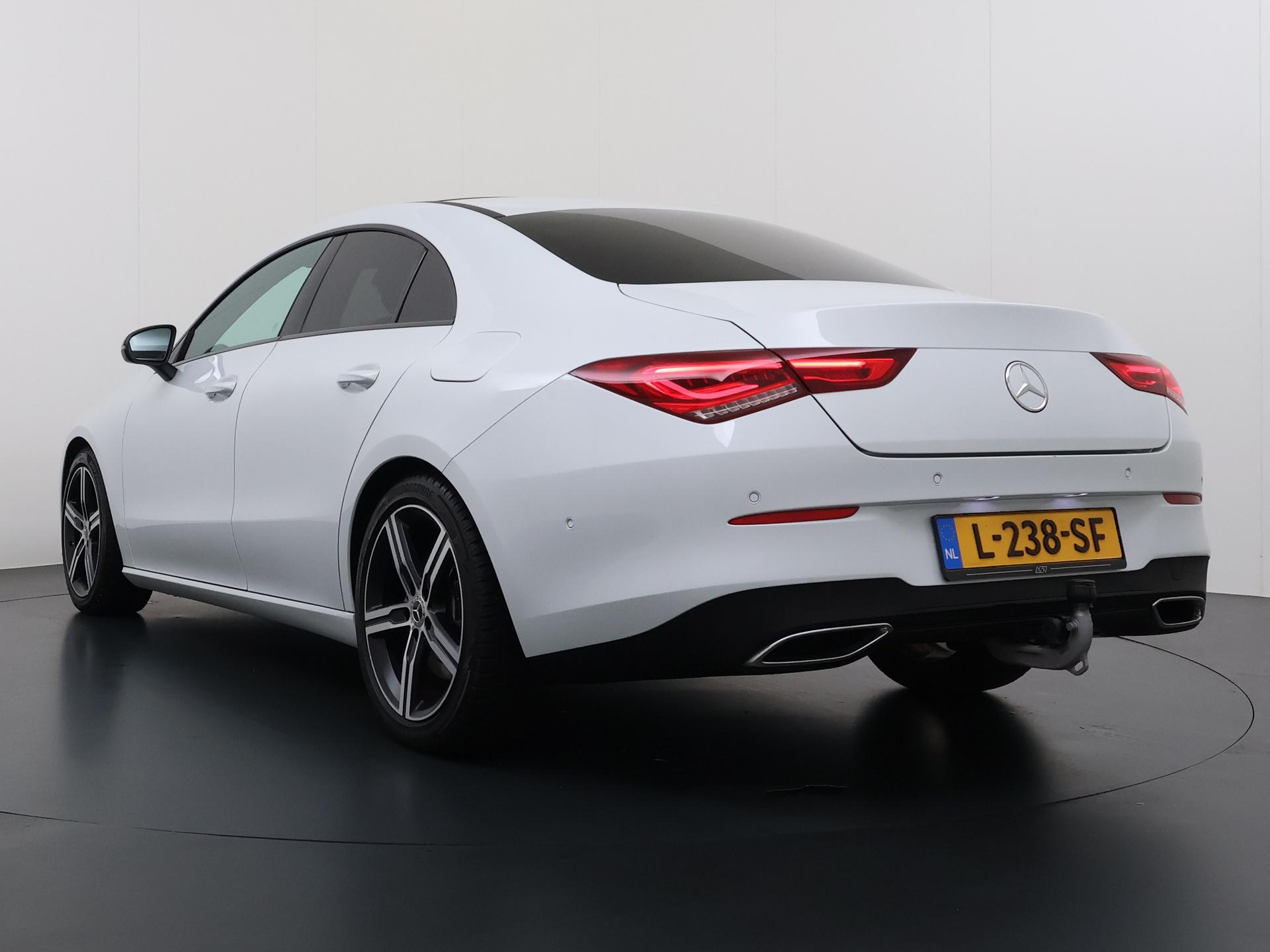 Mercedes-Benz CLA-Klasse 250 4MATIC Luxury 4