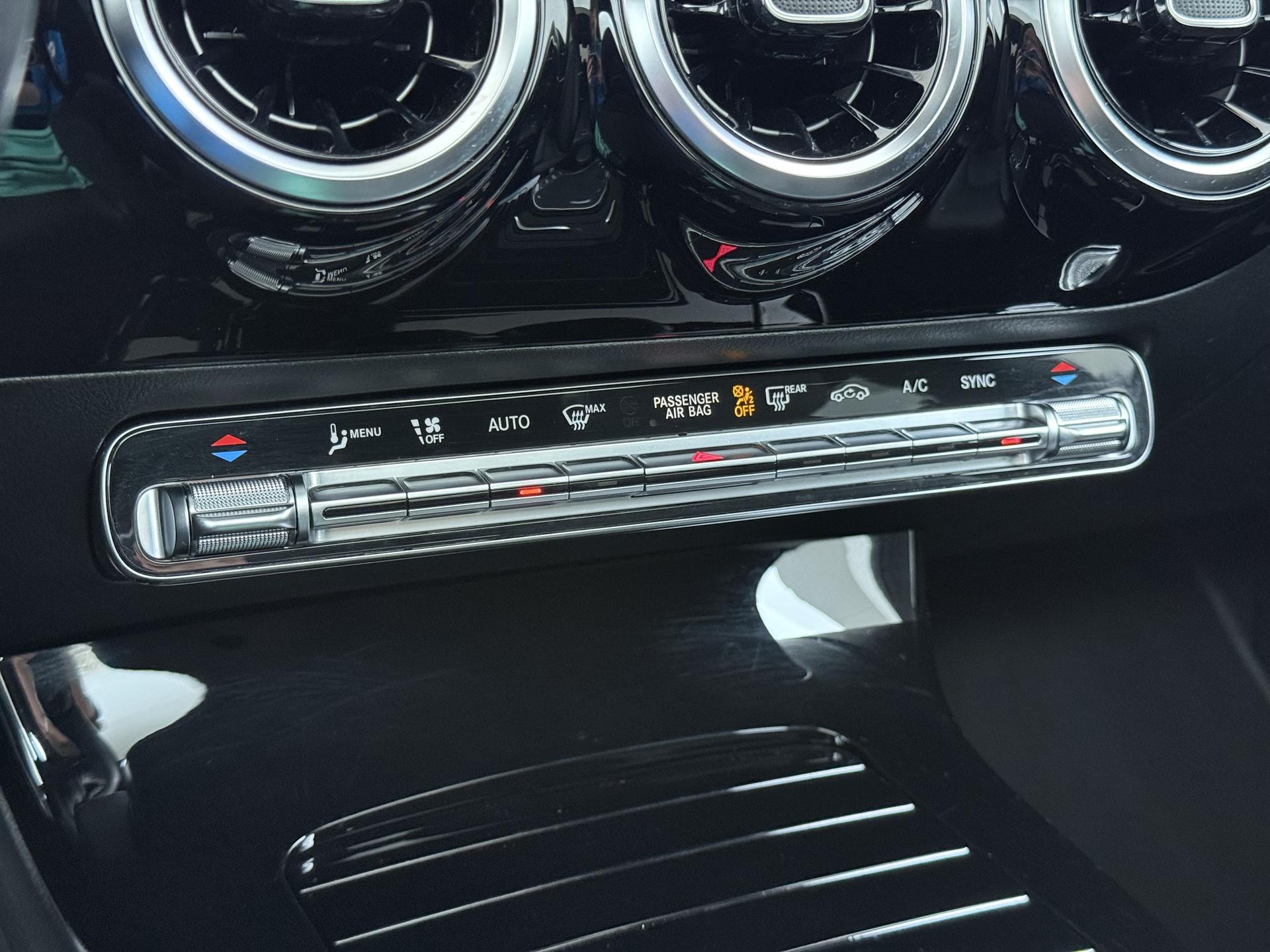 Mercedes-Benz CLA-Klasse 250 4MATIC Luxury 42