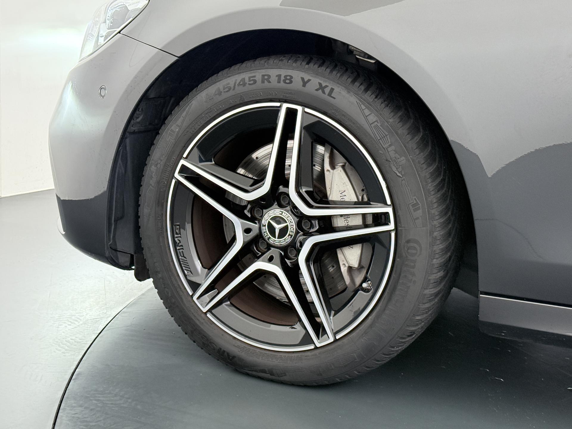 Mercedes-Benz E-Klasse Estate 200 AMG Business Solution 16