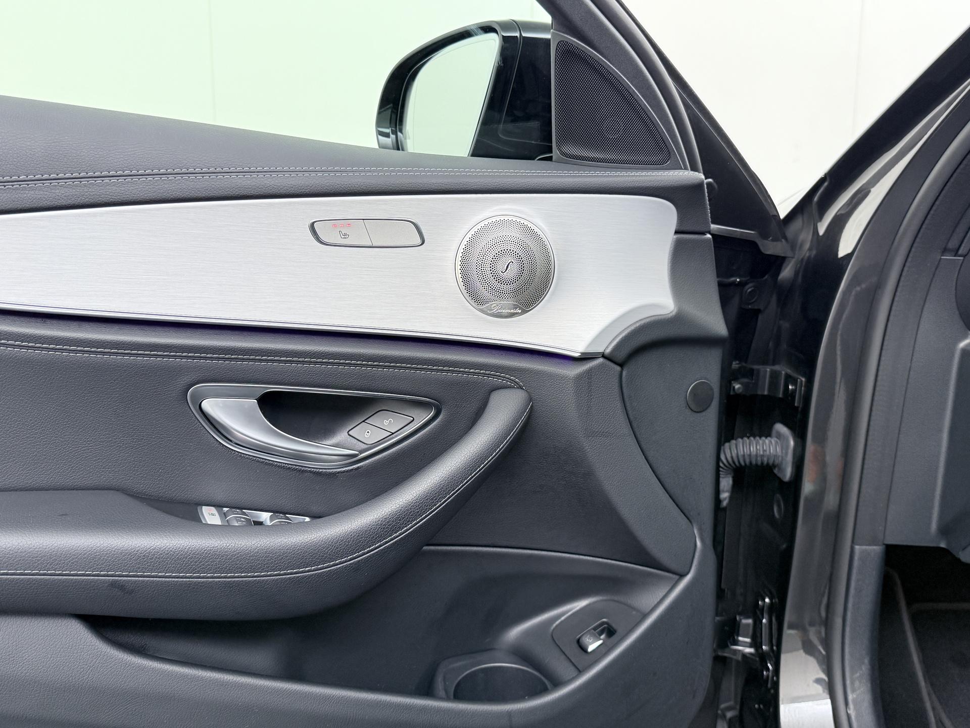 Mercedes-Benz E-Klasse Estate 200 AMG Business Solution 19