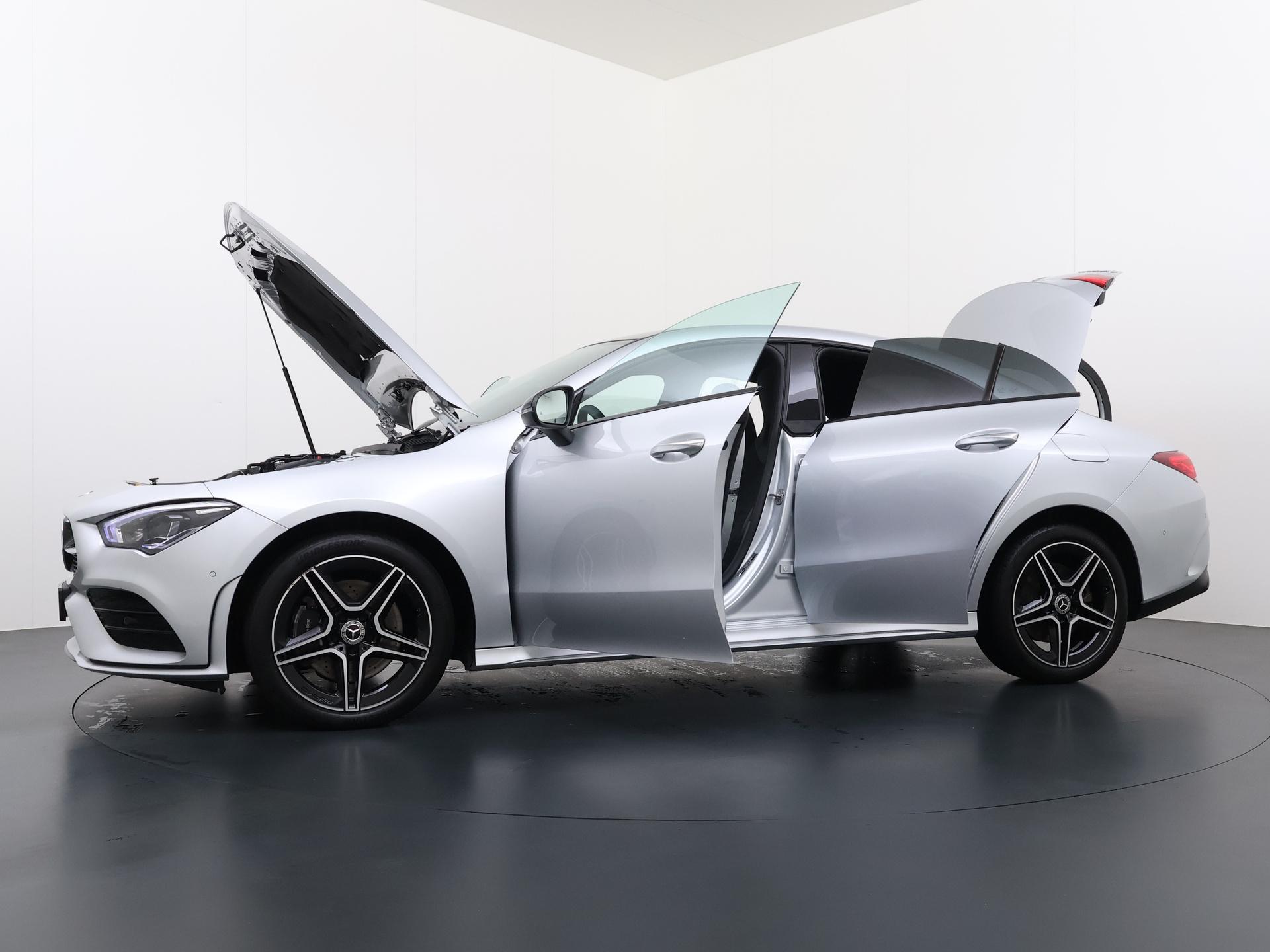 Mercedes-Benz CLA-Klasse 250 e AMG Premium Plus 10