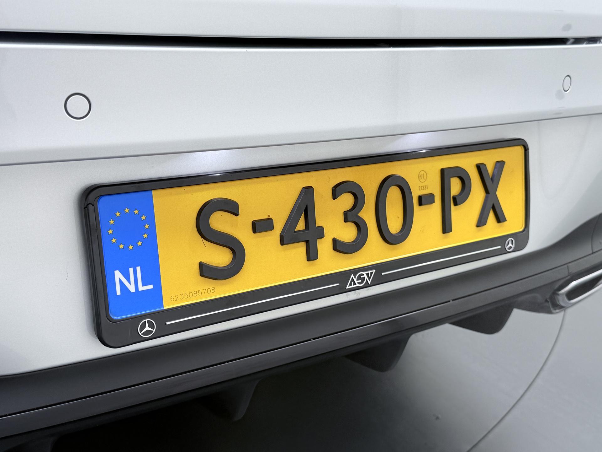 Mercedes-Benz CLA-Klasse 250 e AMG Premium Plus 12