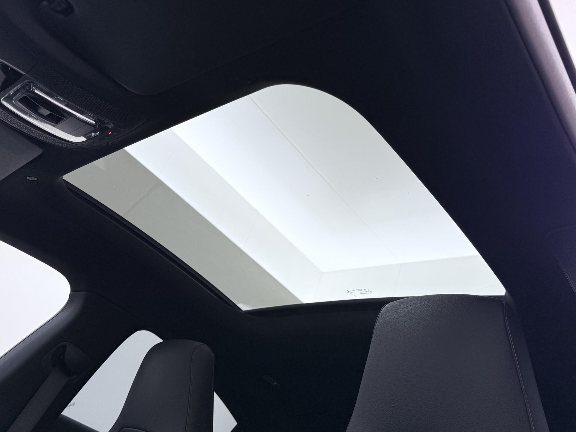 Mercedes-Benz CLA-Klasse 250 e AMG Premium Plus 22