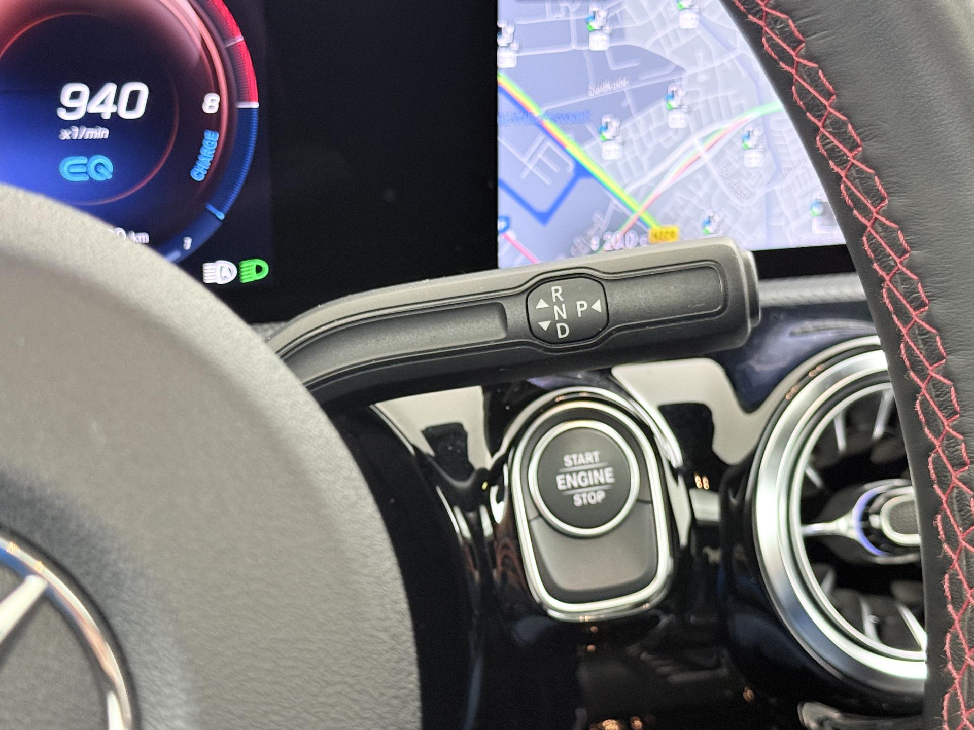 Mercedes-Benz CLA-Klasse 250 e AMG Premium Plus 30