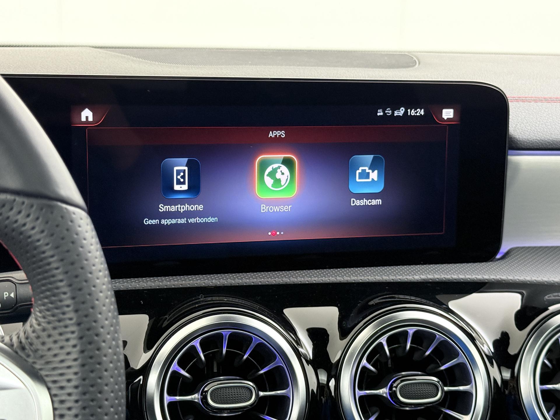 Mercedes-Benz CLA-Klasse 250 e AMG Premium Plus 41