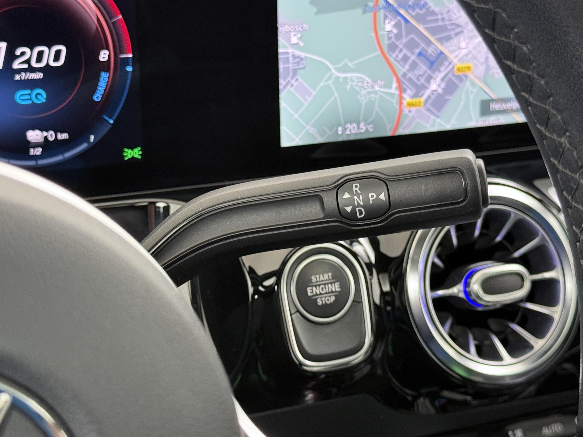 Mercedes-Benz GLA 250 e Luxury Line 31