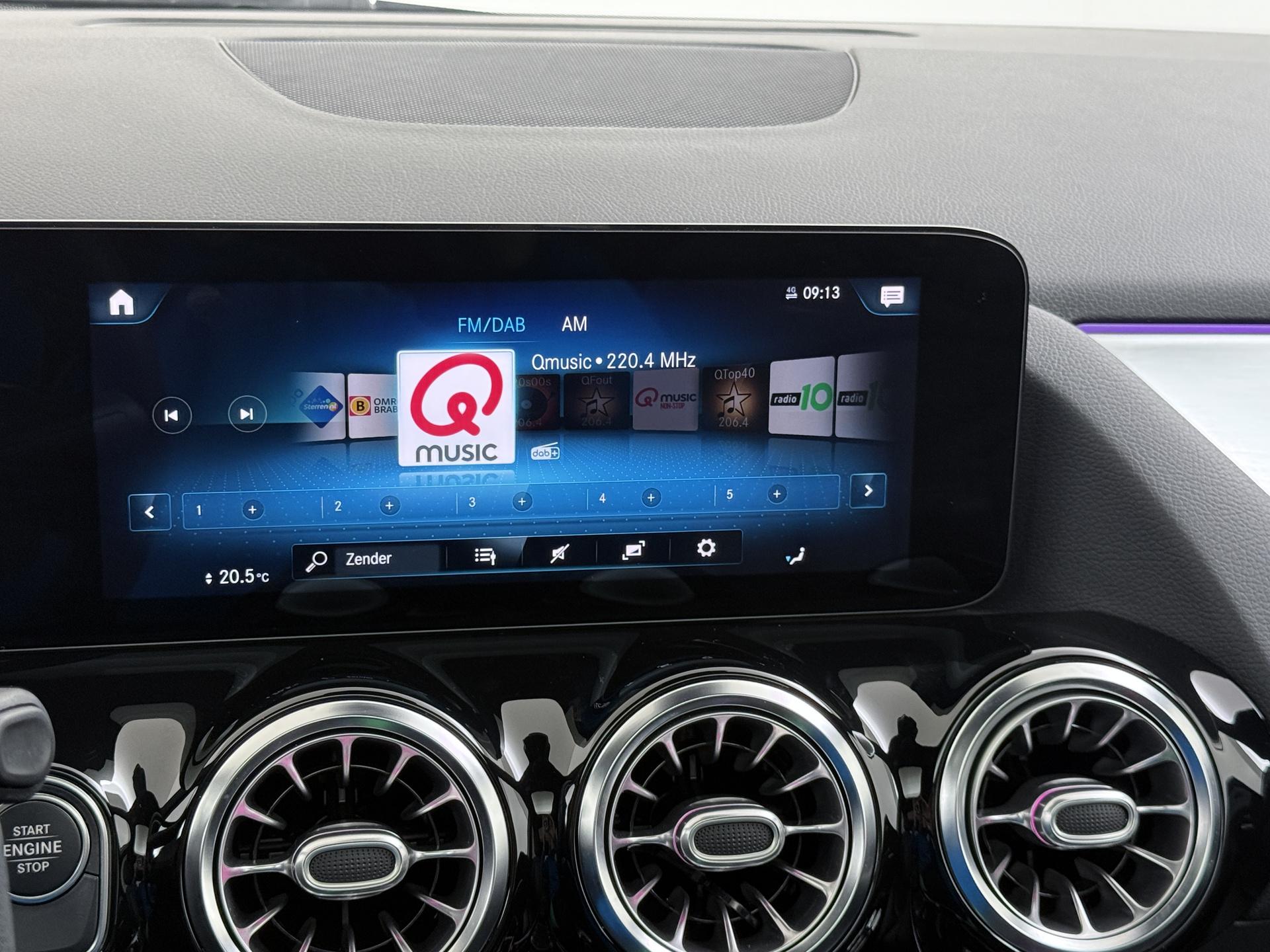 Mercedes-Benz GLA 250 e Luxury Line 40