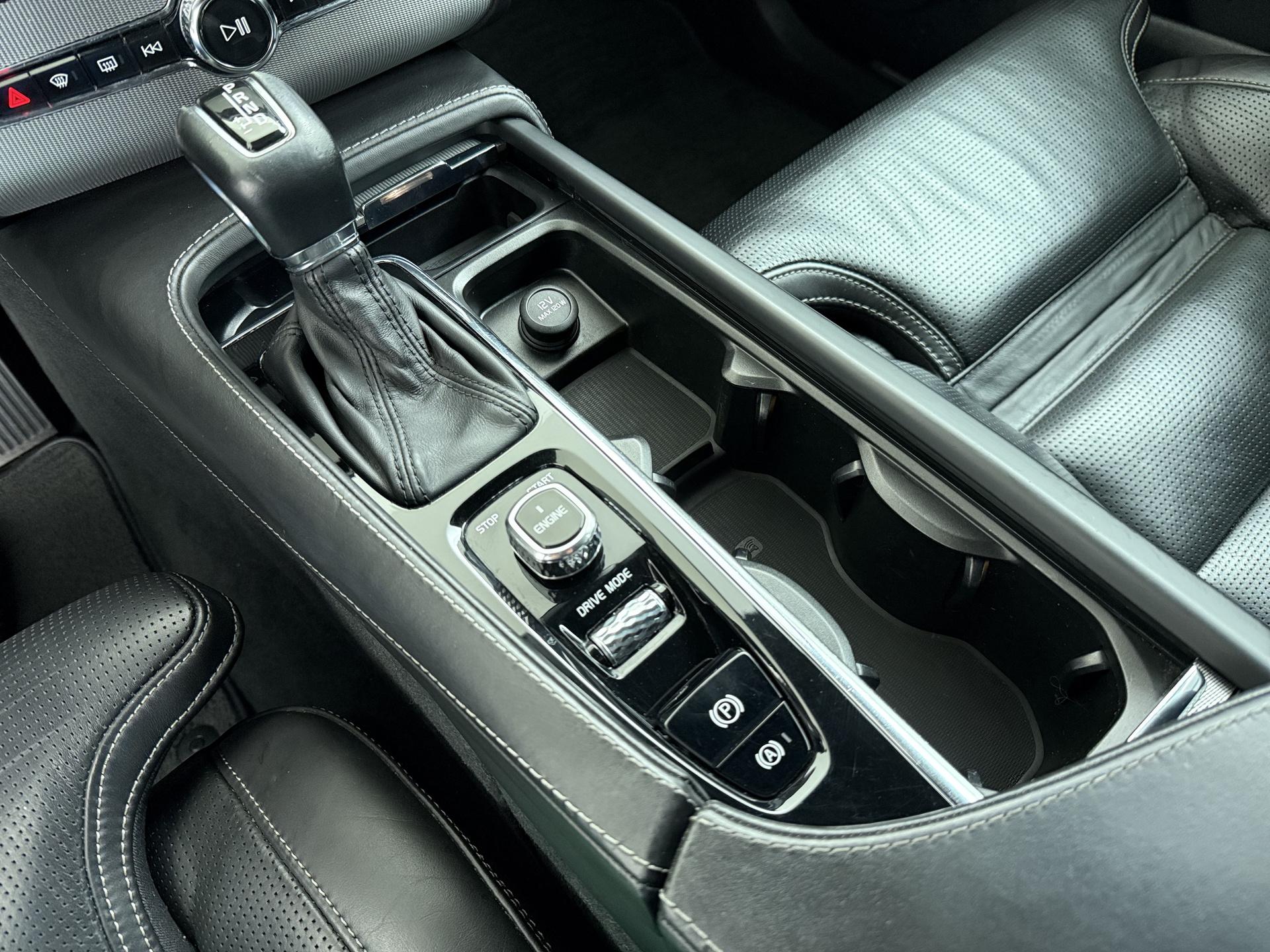 Volvo XC90 2.0 D5 AWD Momentum 12