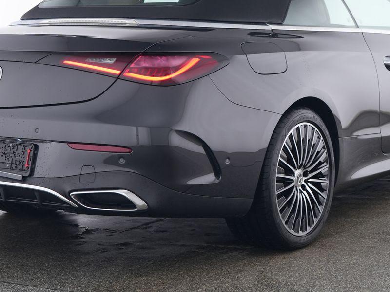 Mercedes-Benz CLE Cabriolet 200 AMG Line 4