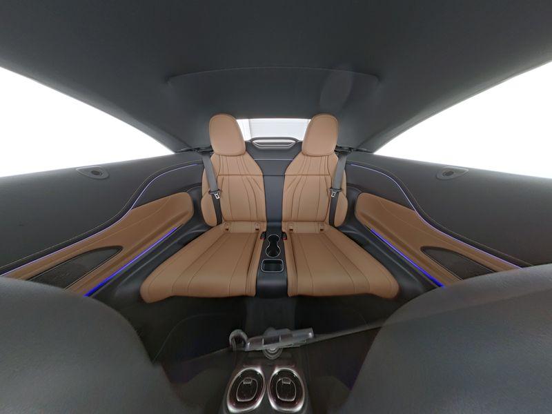 Mercedes-Benz CLE Cabriolet 200 AMG Line 8