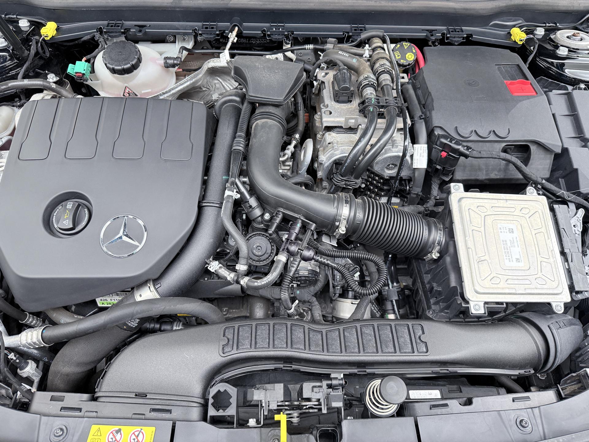 Mercedes-Benz A-Klasse 250 e Business Solution AMG Limited 11