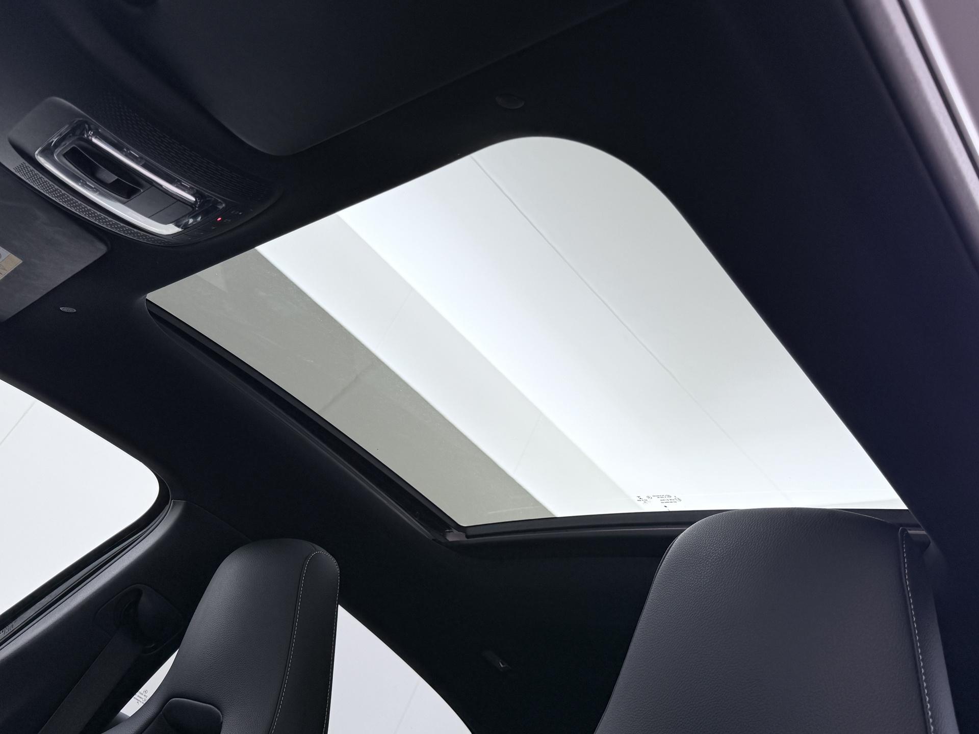 Mercedes-Benz A-Klasse 250 e Business Solution AMG Limited 17