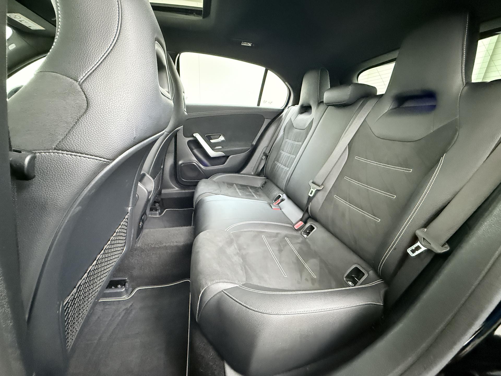 Mercedes-Benz A-Klasse 250 e Business Solution AMG Limited 19