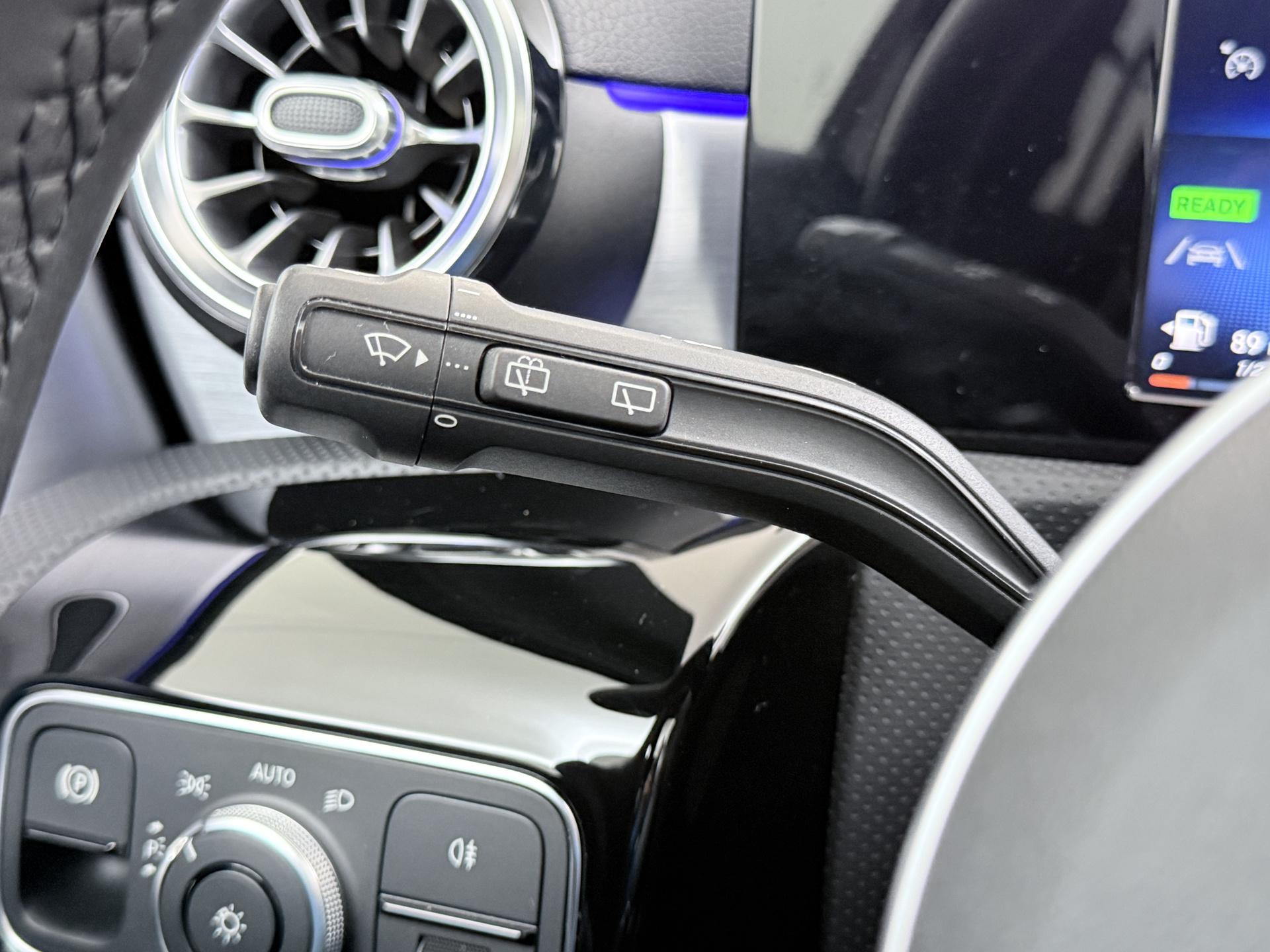 Mercedes-Benz A-Klasse 250 e Business Solution AMG Limited 23