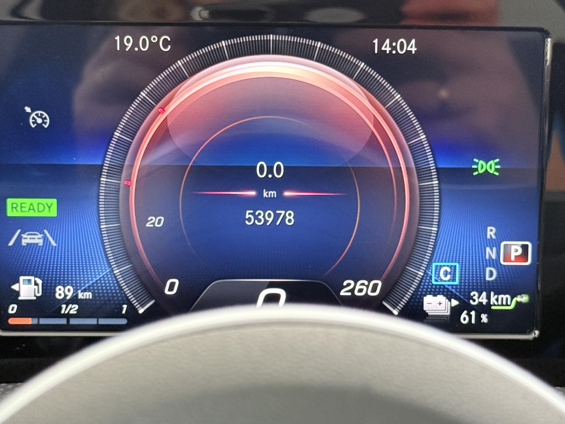 Mercedes-Benz A-Klasse 250 e Business Solution AMG Limited 27