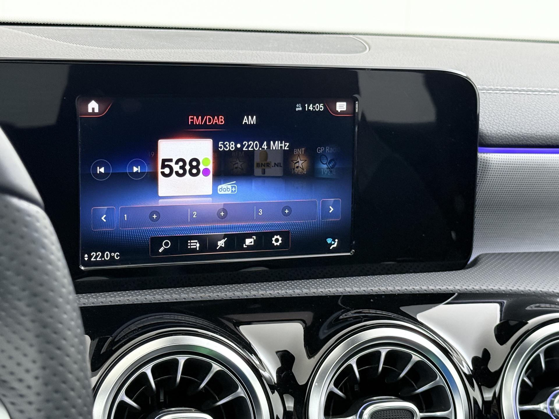 Mercedes-Benz A-Klasse 250 e Business Solution AMG Limited 33