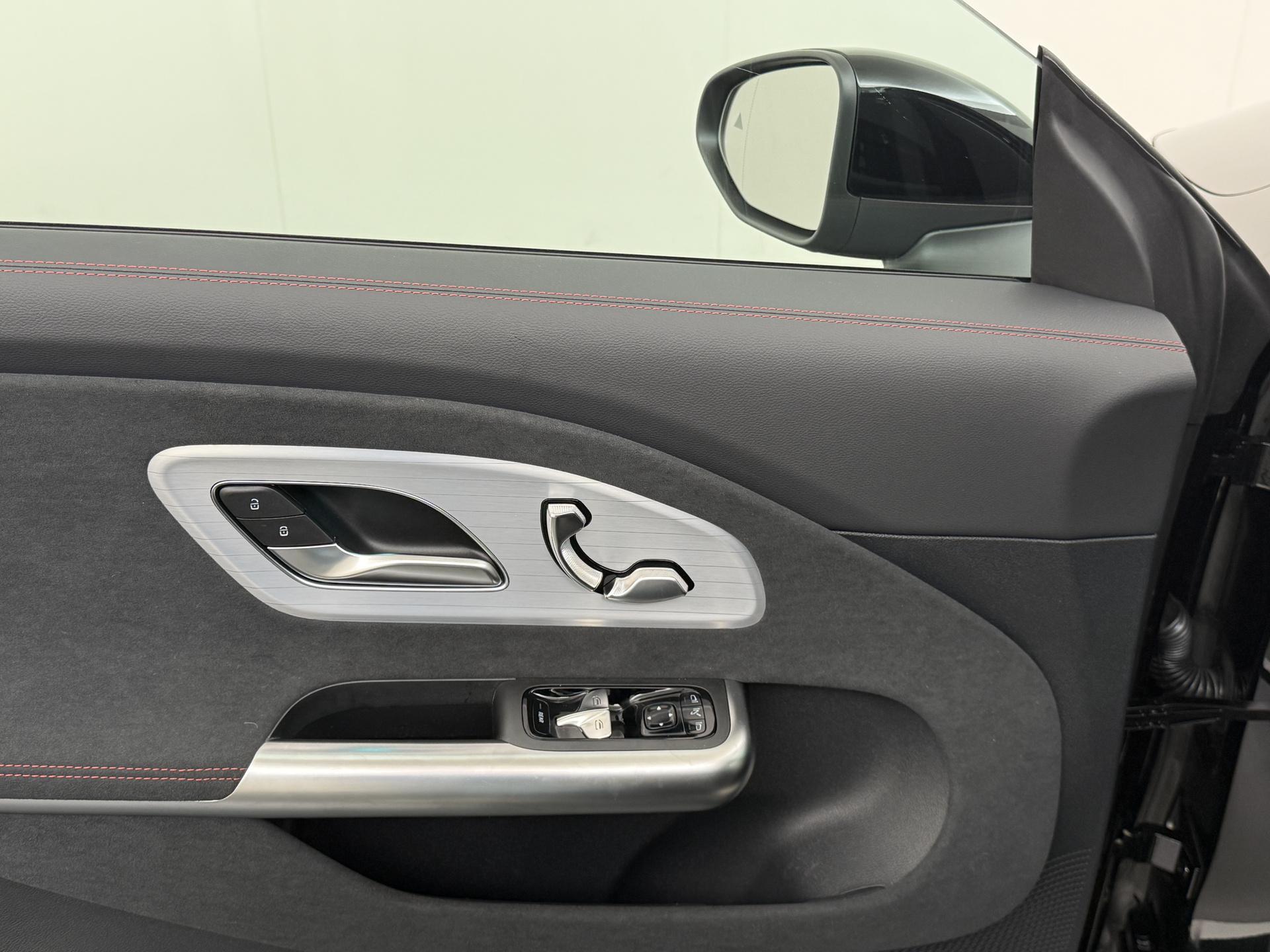 Mercedes-Benz CLA-Klasse 250+ Launch Edition 85 kWh Accu 18