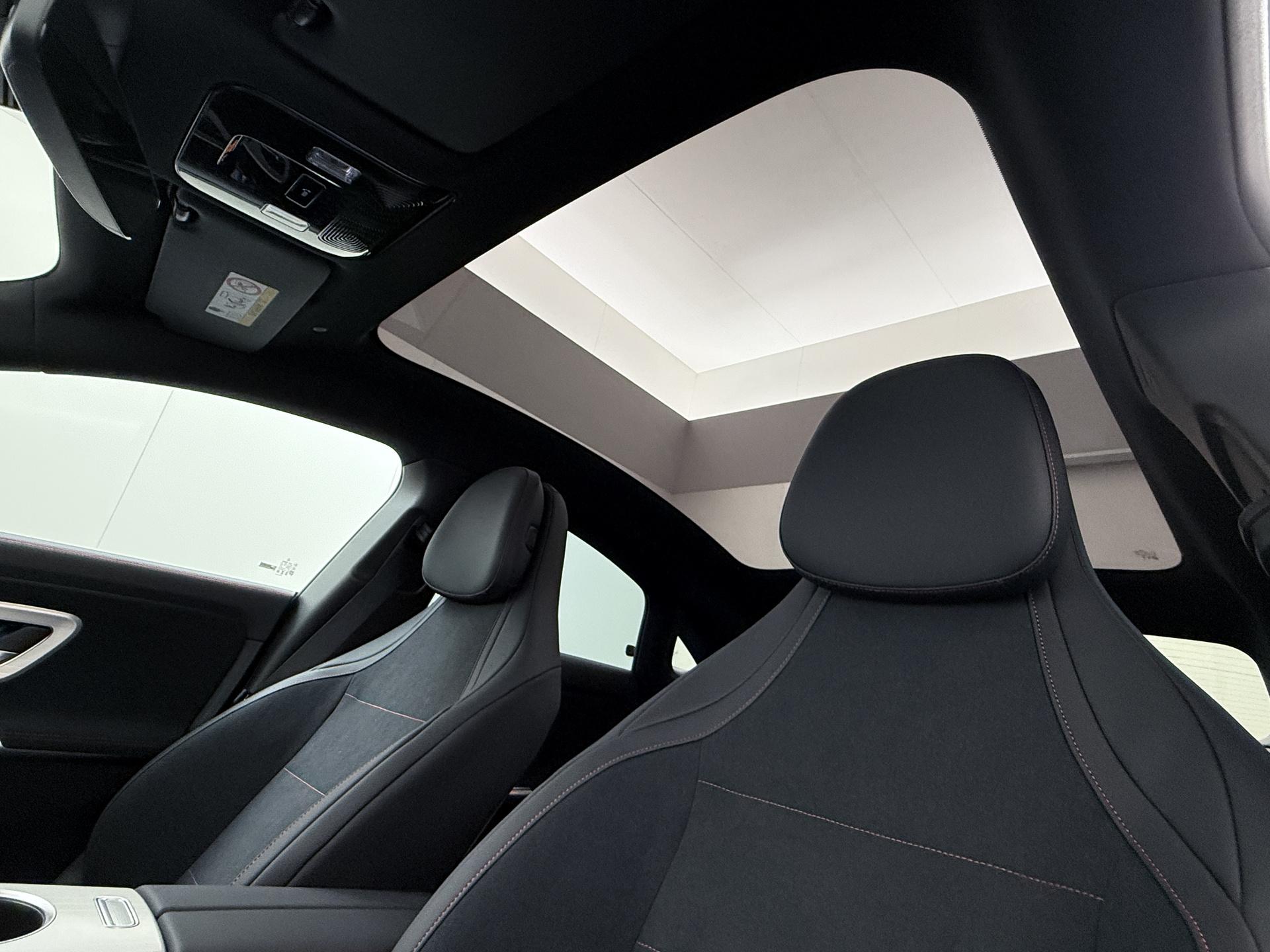 Mercedes-Benz CLA-Klasse 250+ Launch Edition 85 kWh Accu 21