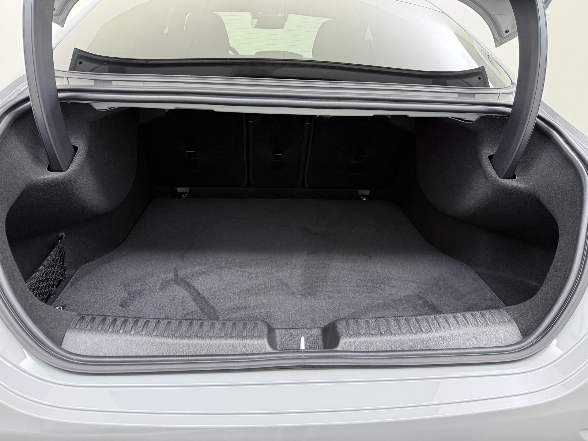 Mercedes-Benz CLA-Klasse 250+ Launch Edition 85 kWh Accu 12