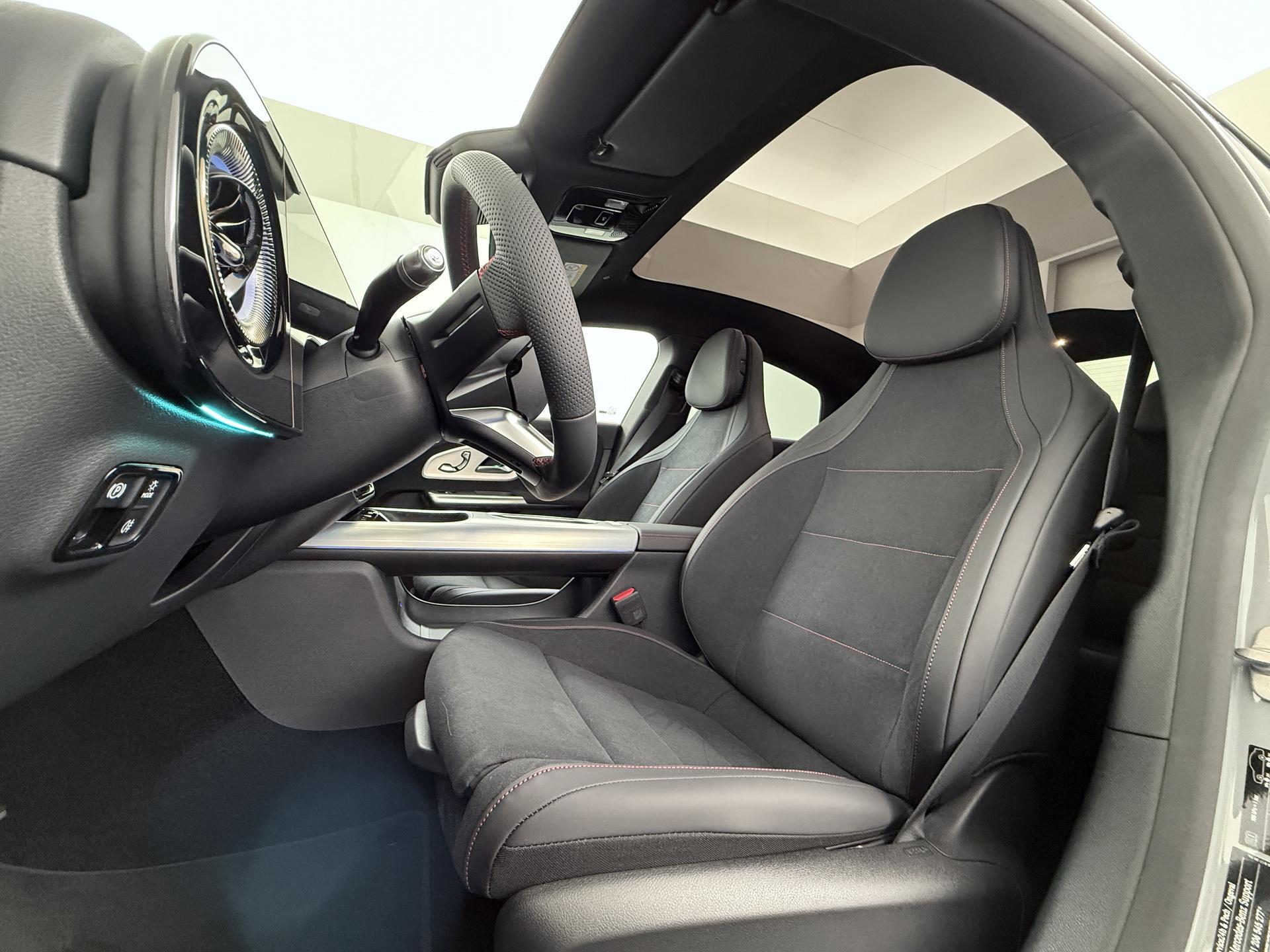 Mercedes-Benz CLA-Klasse 250+ Launch Edition 85 kWh Accu 18