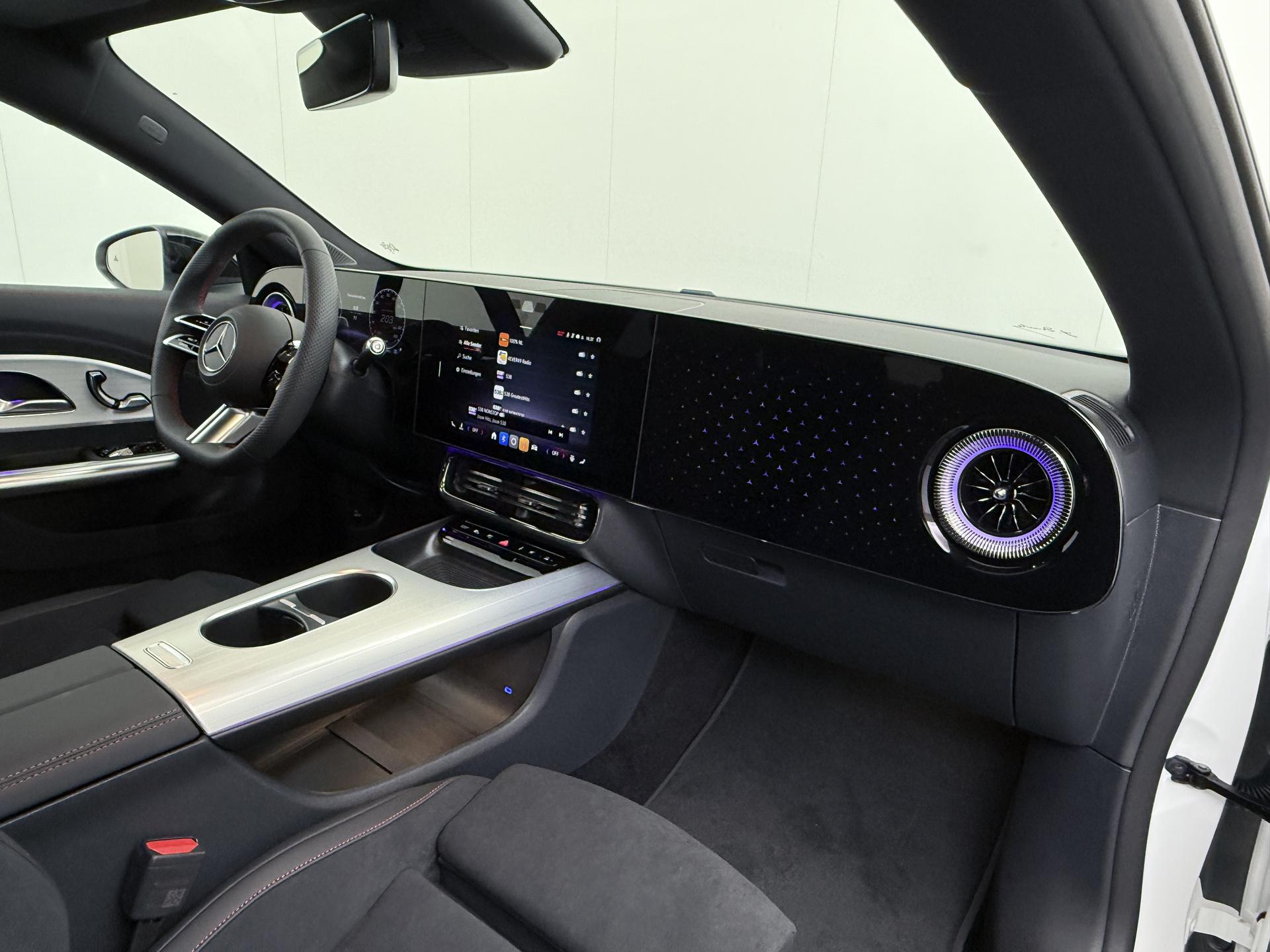 Mercedes-Benz CLA-Klasse 250+ Launch Edition 85 kWh Accu 38