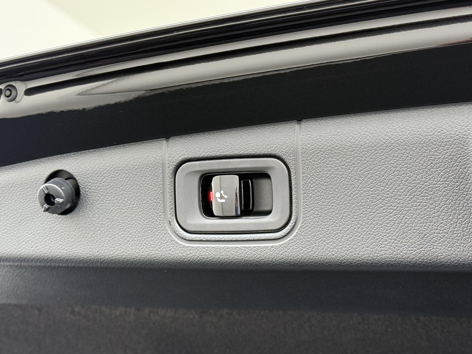 Mercedes-Benz E-Klasse 300 e Sport Edition 15