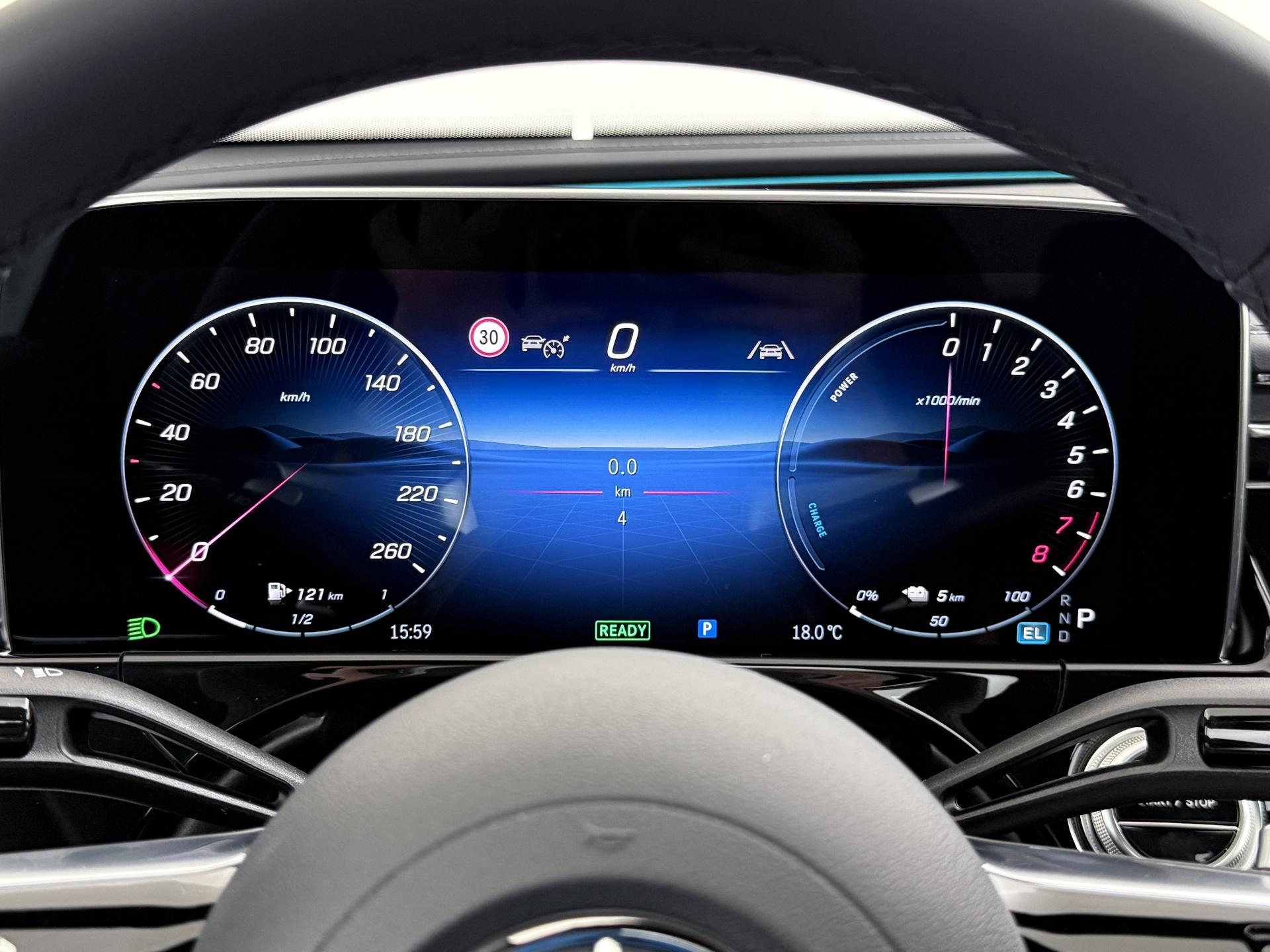 Mercedes-Benz E-Klasse 300 e Sport Edition 35