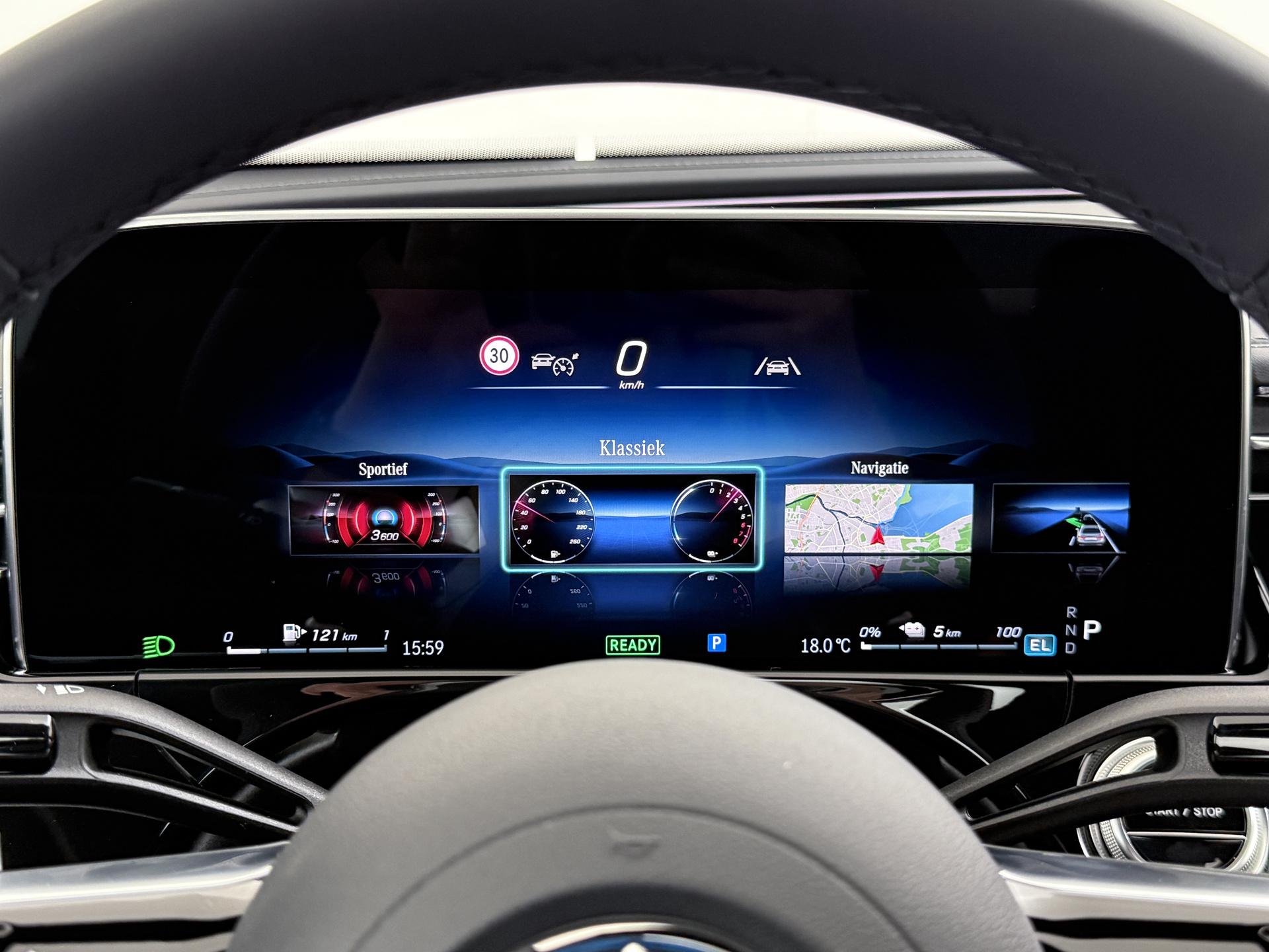 Mercedes-Benz E-Klasse 300 e Sport Edition 37