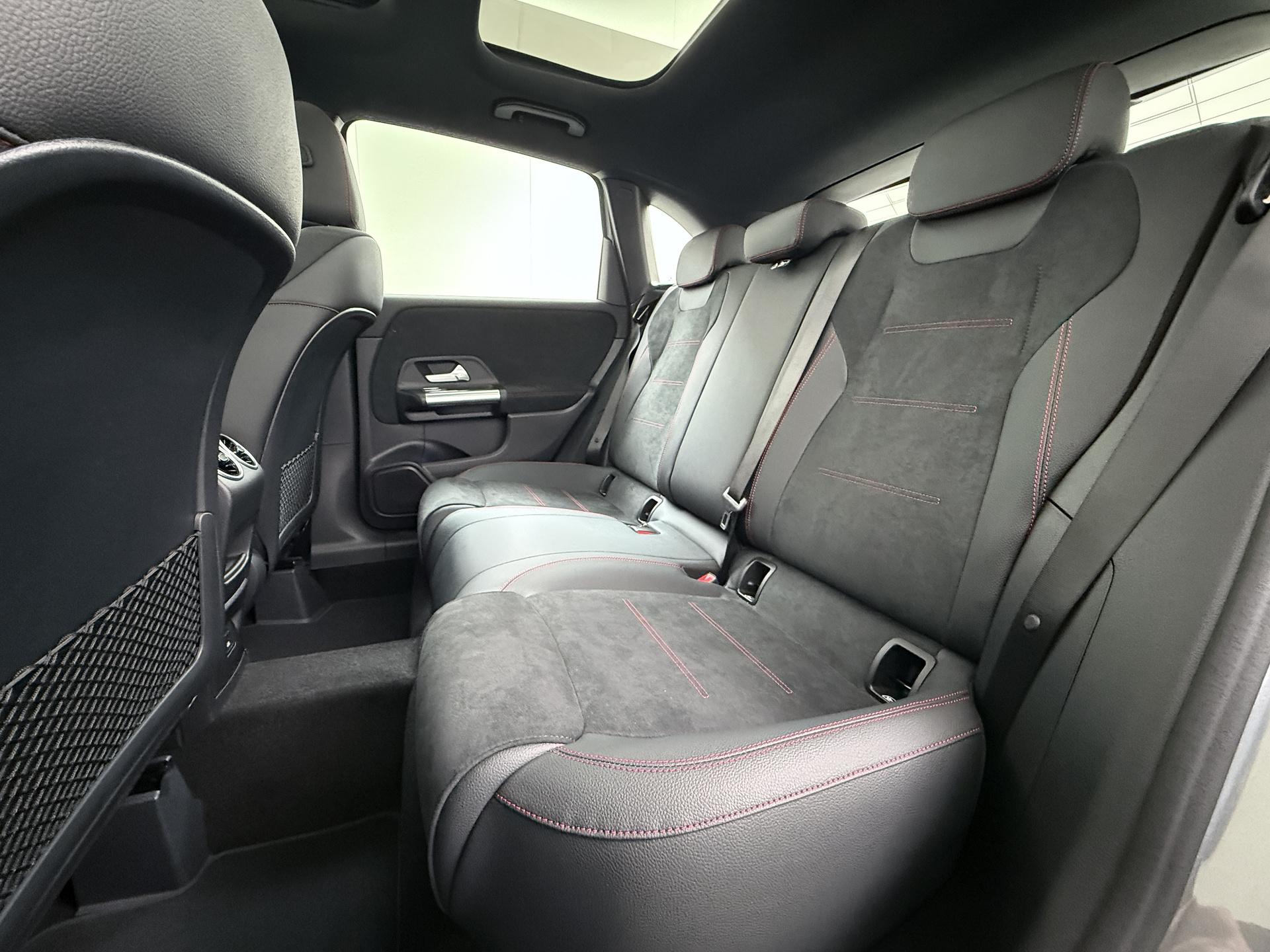 Mercedes-Benz B-Klasse 250 e Business Solution AMG 22