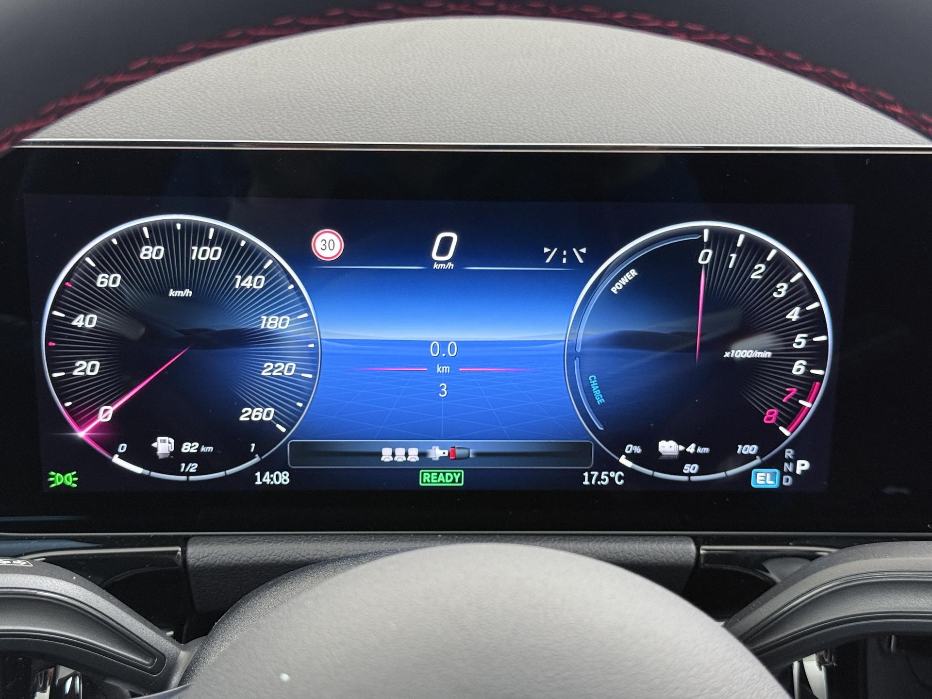 Mercedes-Benz B-Klasse 250 e Business Solution AMG 29