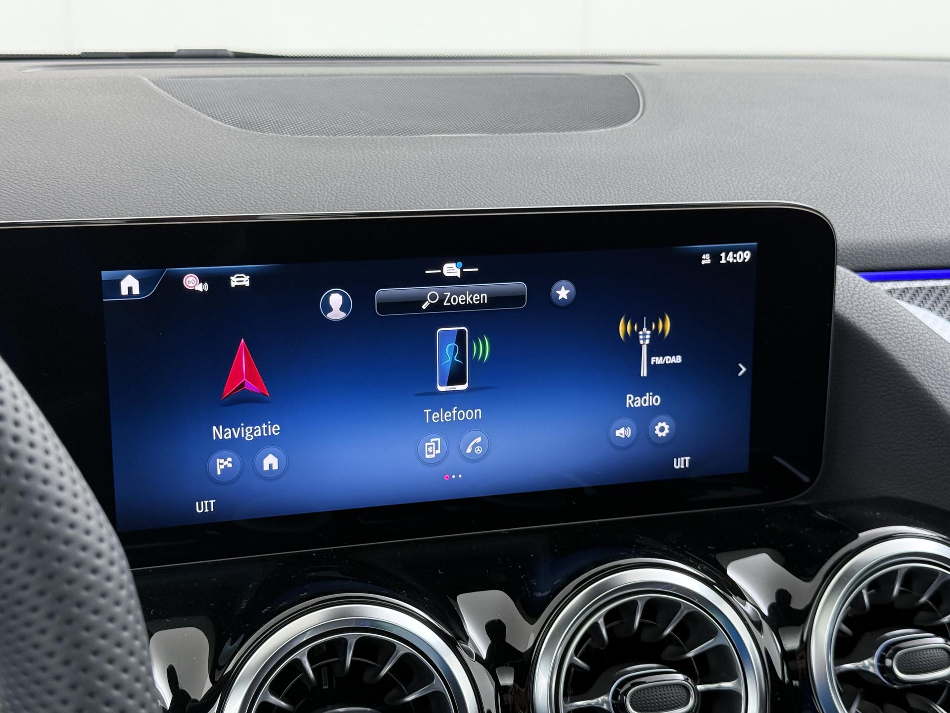 Mercedes-Benz B-Klasse 250 e Business Solution AMG 30