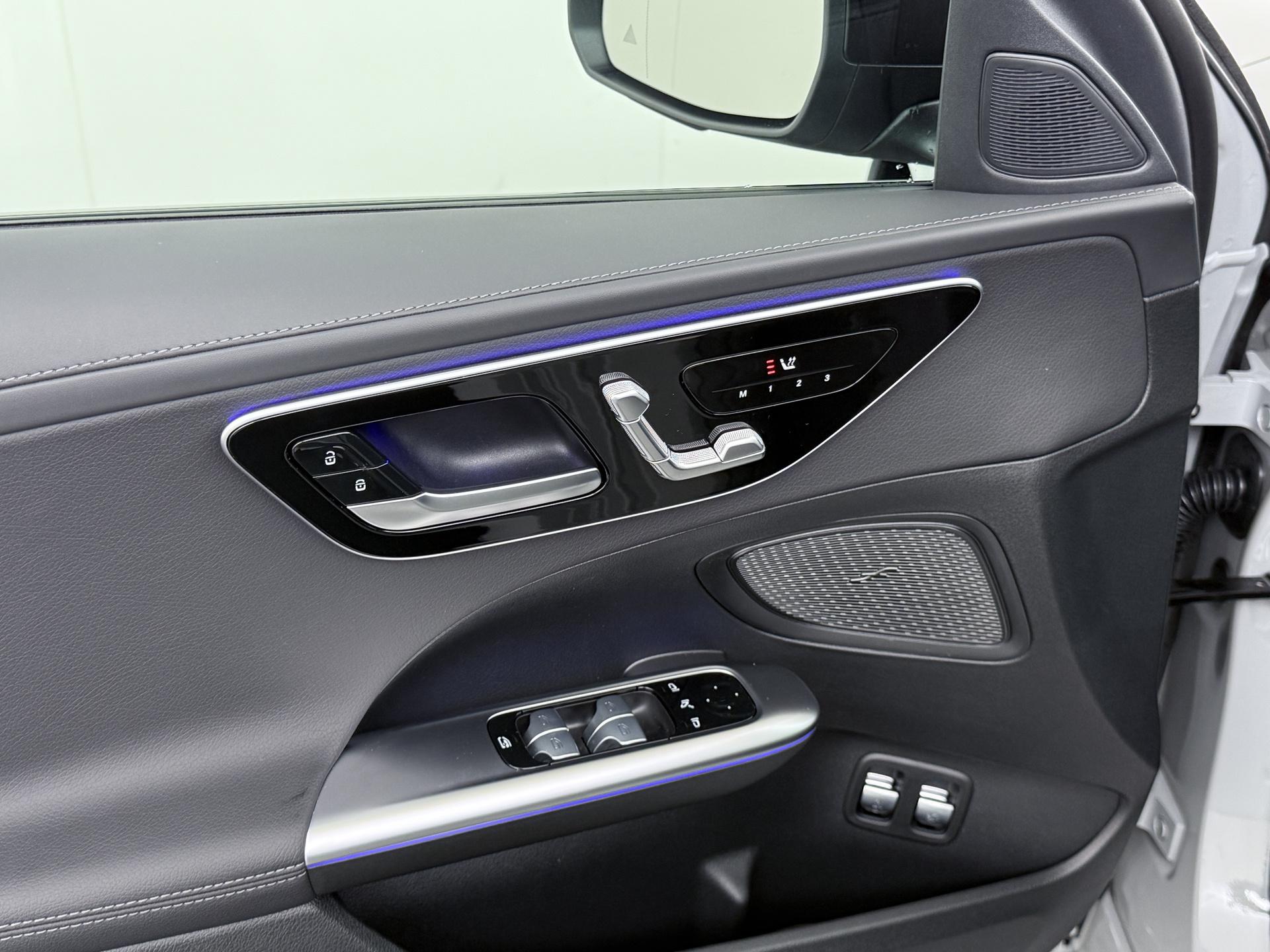 Mercedes-Benz C-Klasse 300 e Business Solution AMG 19