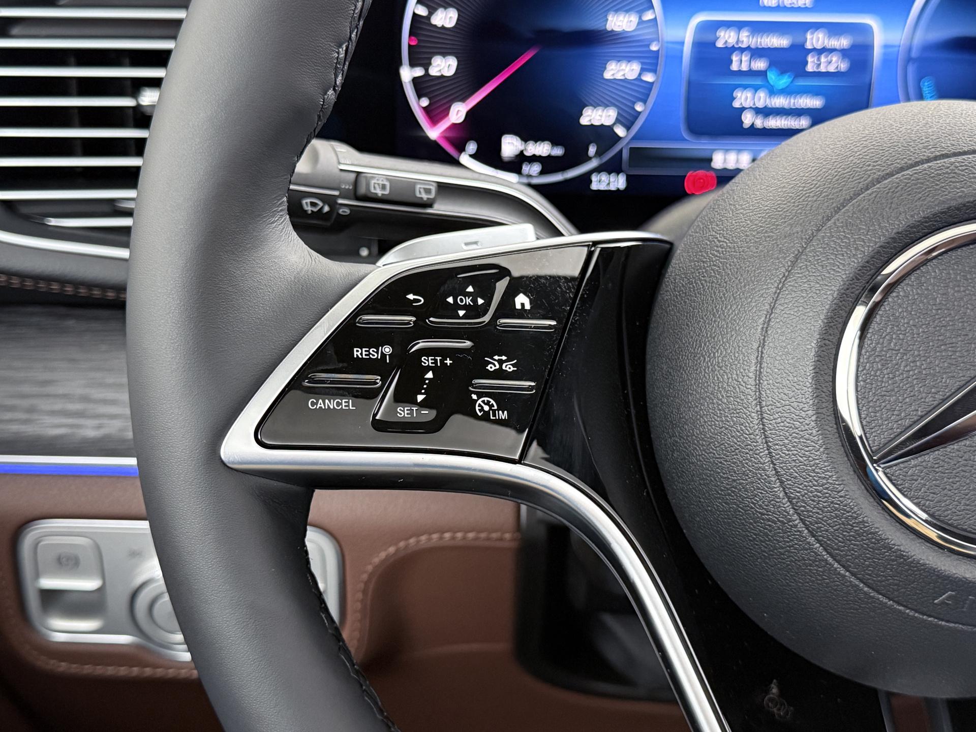 Mercedes-Benz GLE 400 e 4MATIC Sport Edition Premium Plus 33