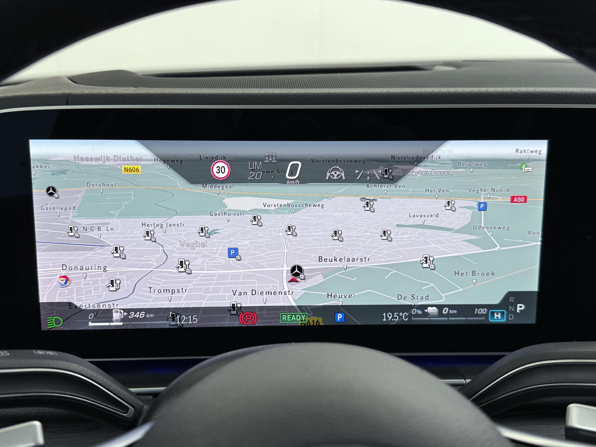 Mercedes-Benz GLE 400 e 4MATIC Sport Edition Premium Plus 36