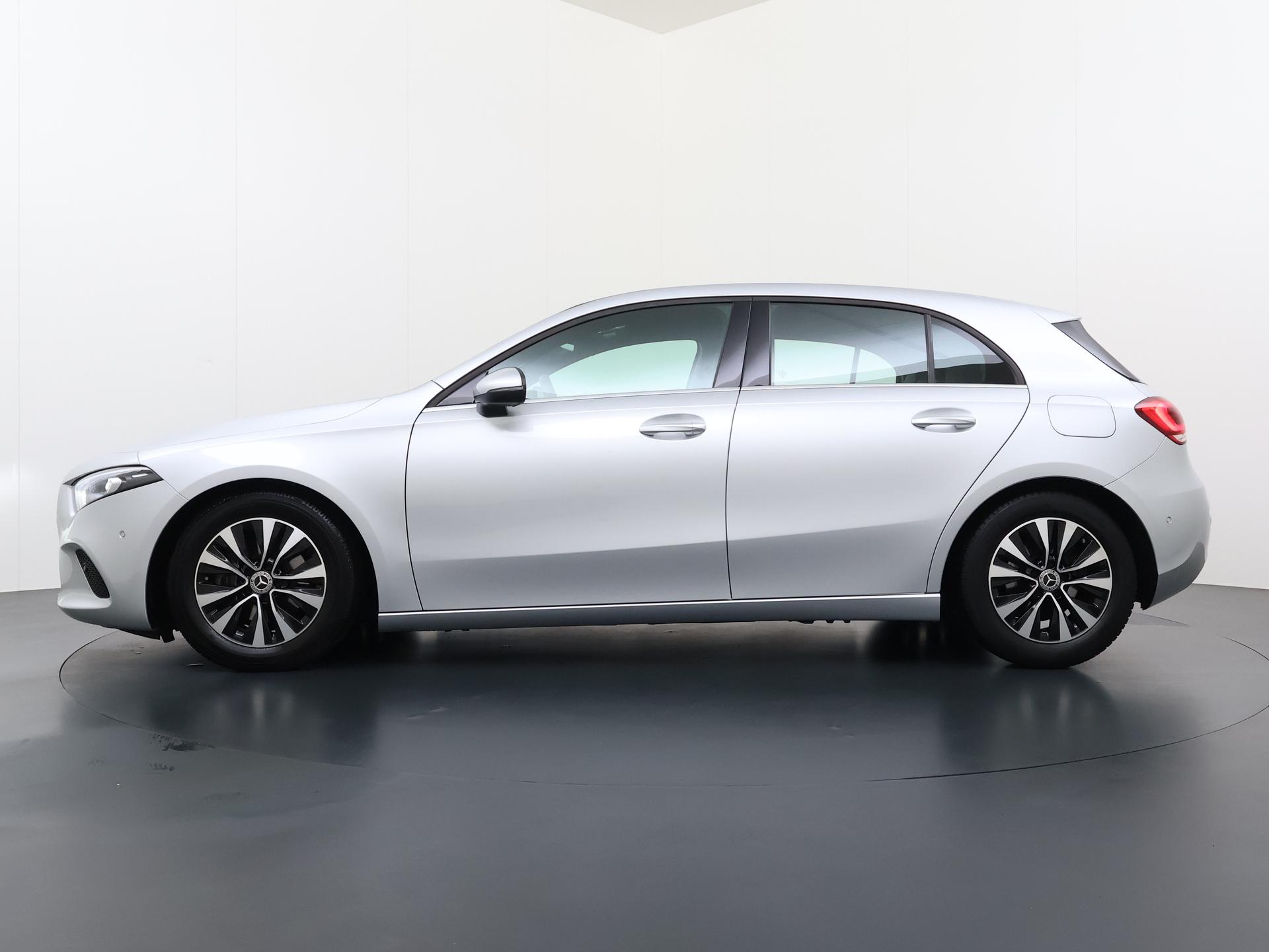 Mercedes-Benz A-Klasse 180 Advantage Style 2