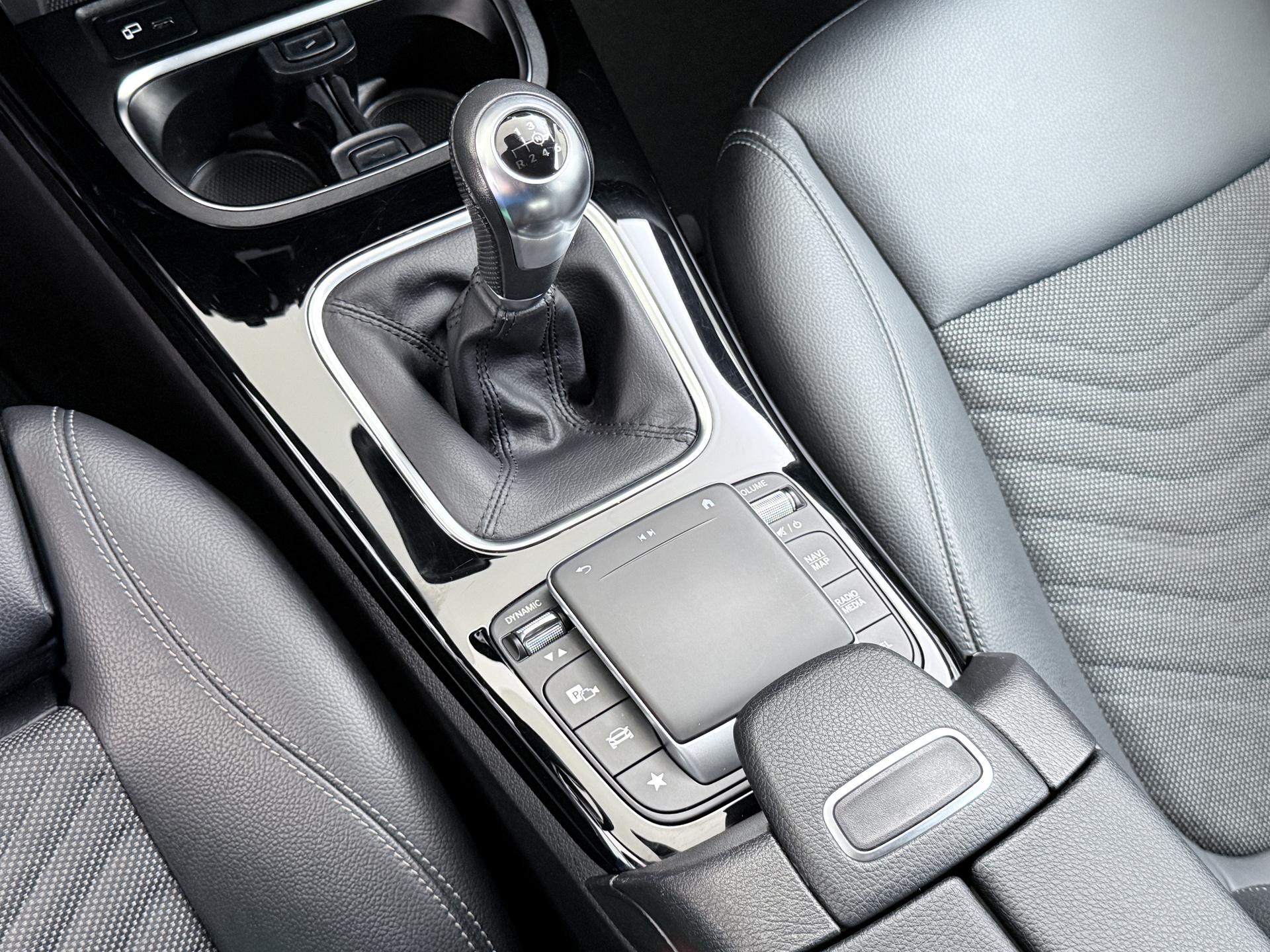 Mercedes-Benz A-Klasse 180 Advantage Style 41