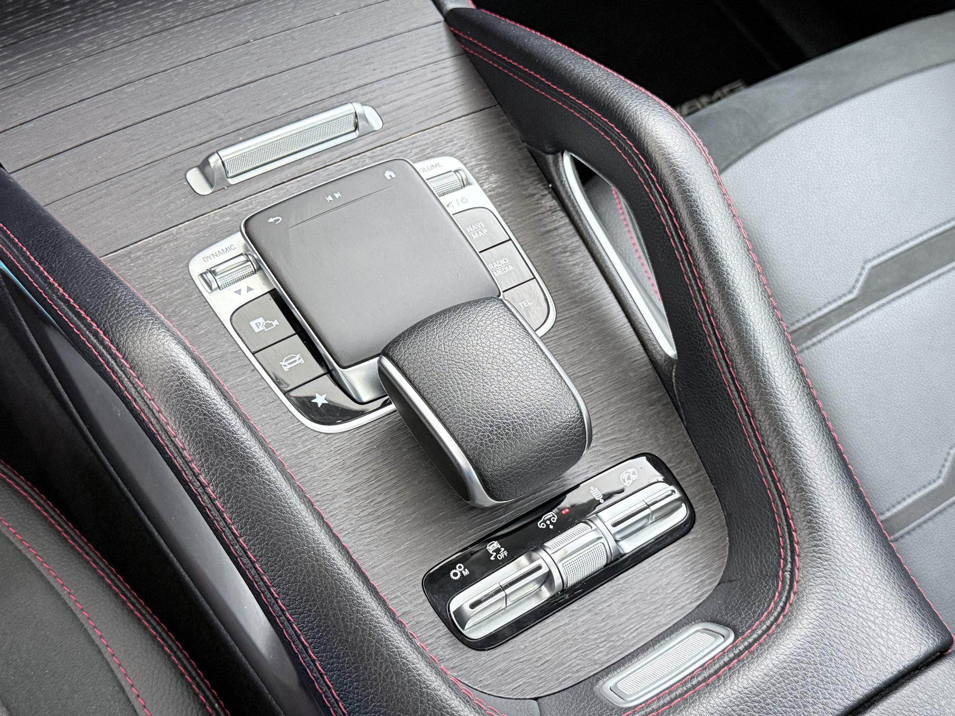 Mercedes-Benz GLE AMG 53 4MATIC+ Premium Plus 51