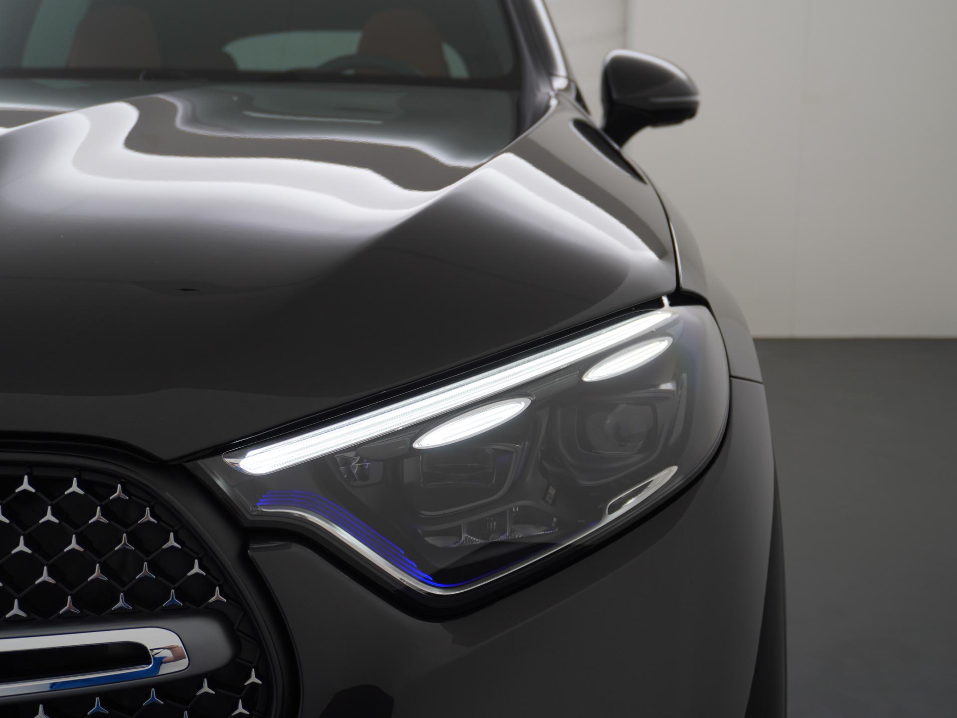 Mercedes-Benz GLC 400e 4MATIC Sport Edition 17