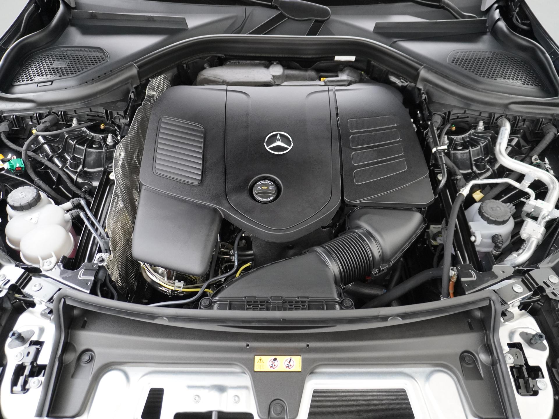 Mercedes-Benz GLC 400e 4MATIC Sport Edition 18