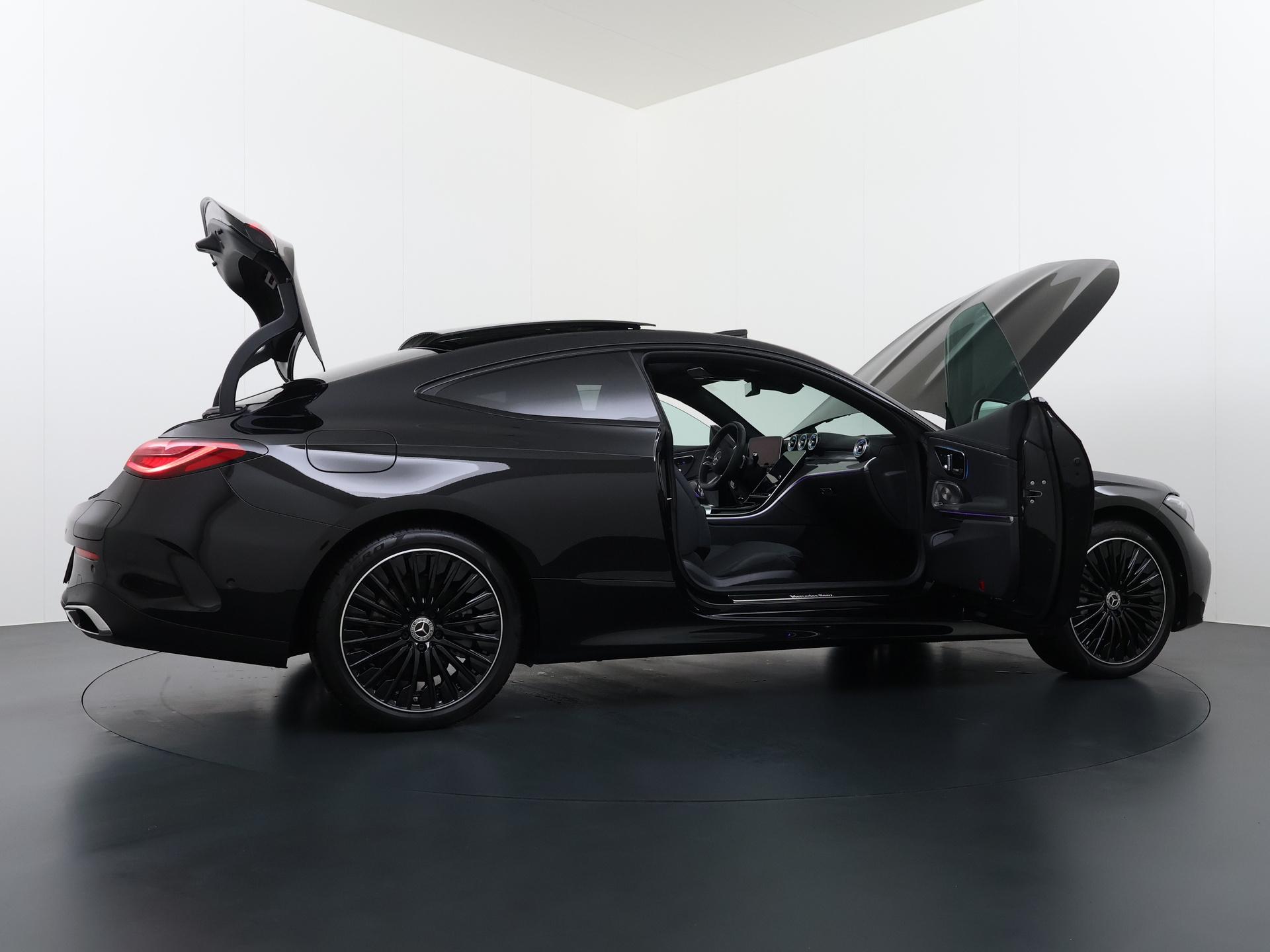 Mercedes-Benz CLE Coupé 300 e AMG Line 14